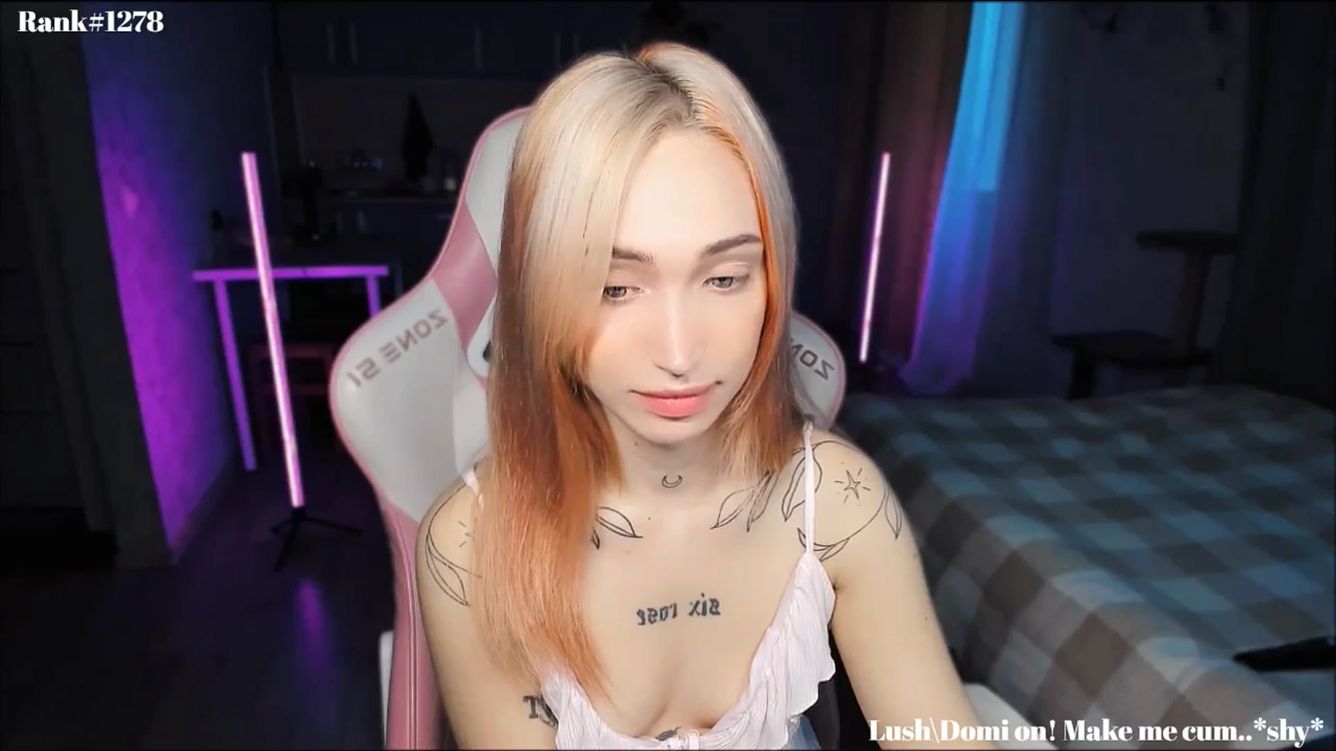 Gallery image thumbnail from Sunny_xoxo's myfreecams stream on, 11/22/2024, 03:21 image 5 of 20