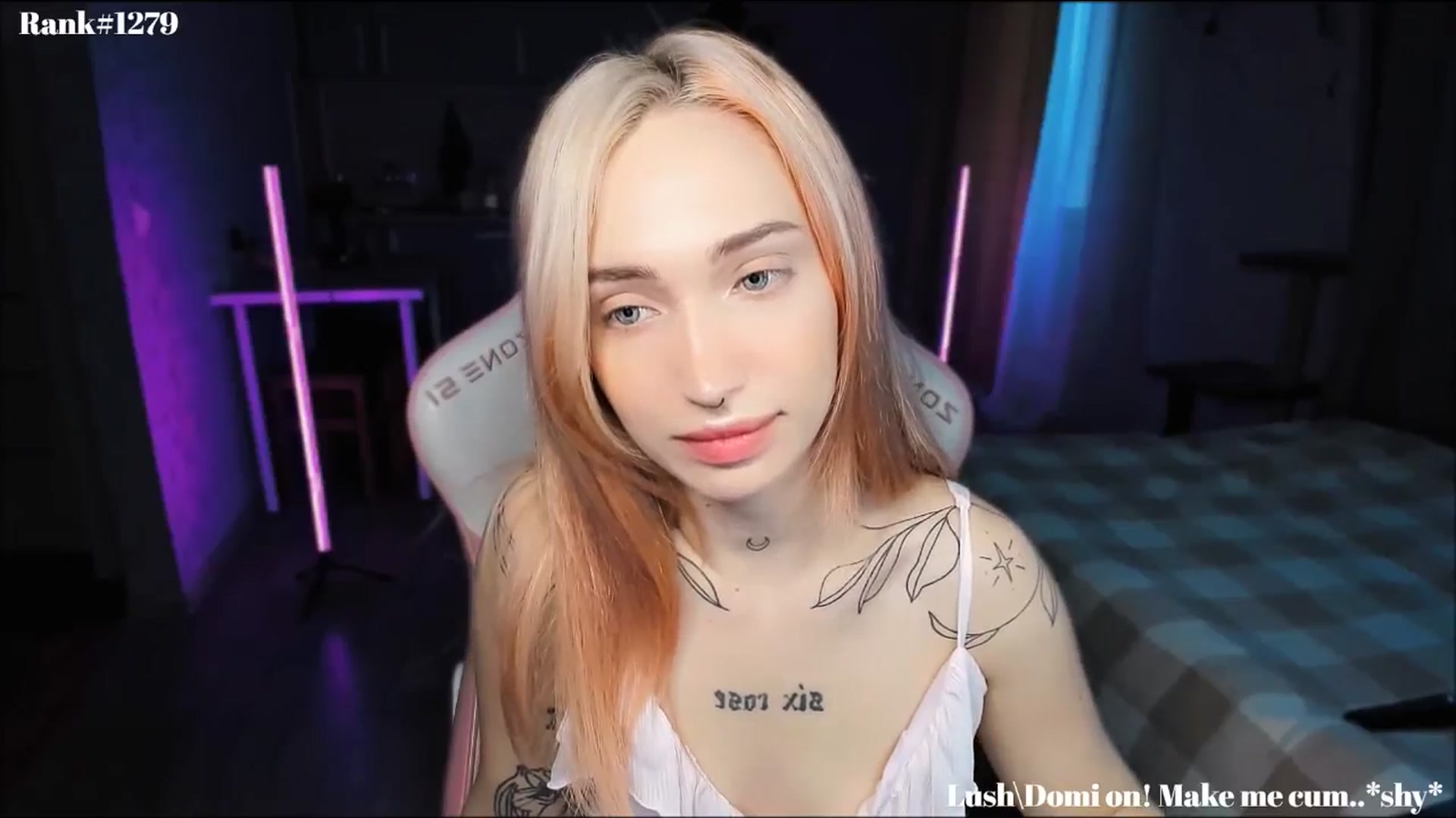Gallery image thumbnail from Sunny_xoxo's myfreecams stream on, 11/22/2024, 03:37 image 19 of 20