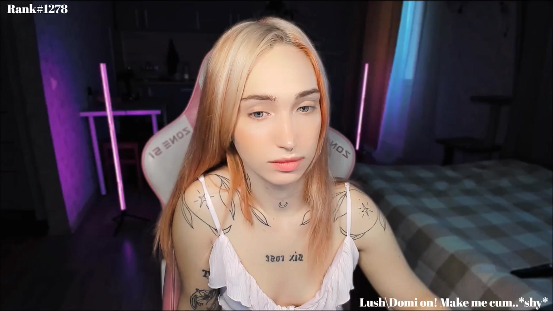 Gallery image thumbnail from Sunny_xoxo's myfreecams stream on, 11/22/2024, 03:37 image 5 of 20