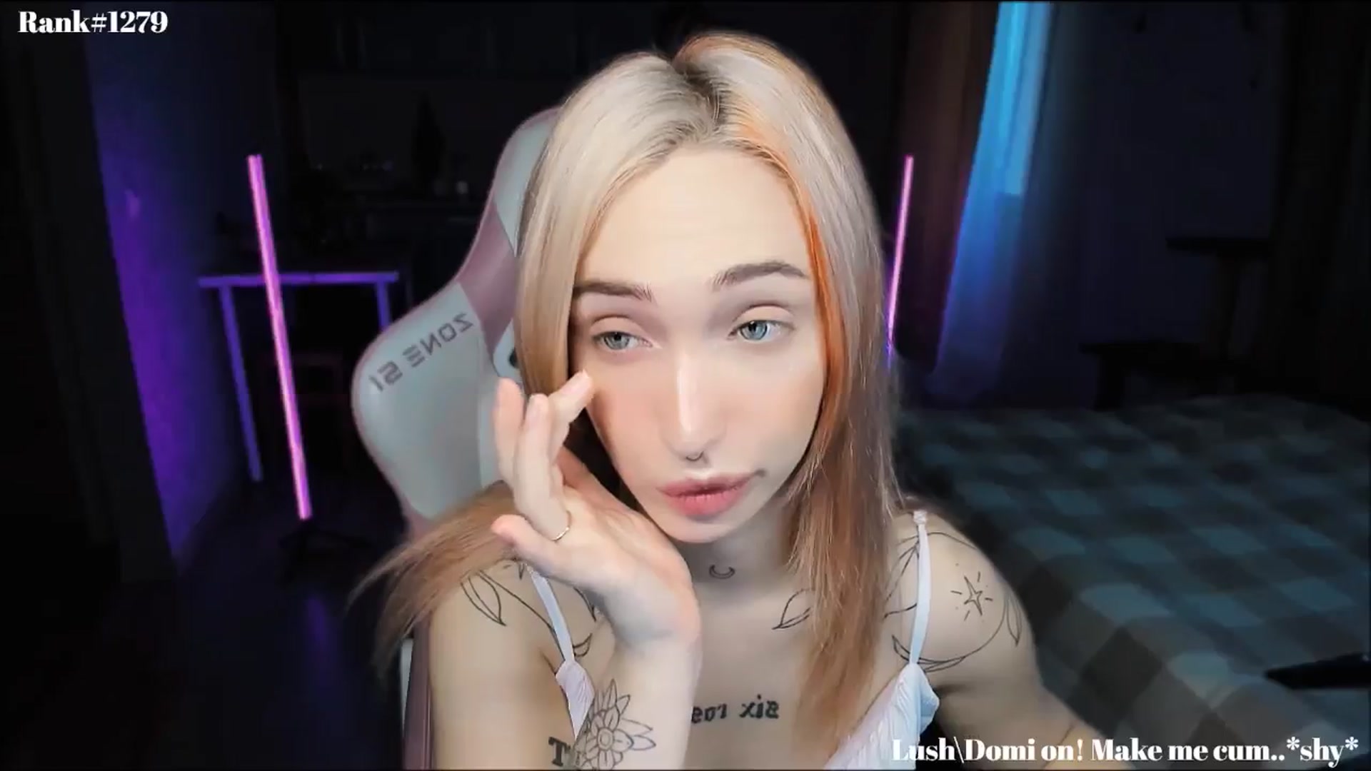 Gallery image thumbnail from Sunny_xoxo's myfreecams stream on, 11/22/2024, 03:37 image 7 of 20