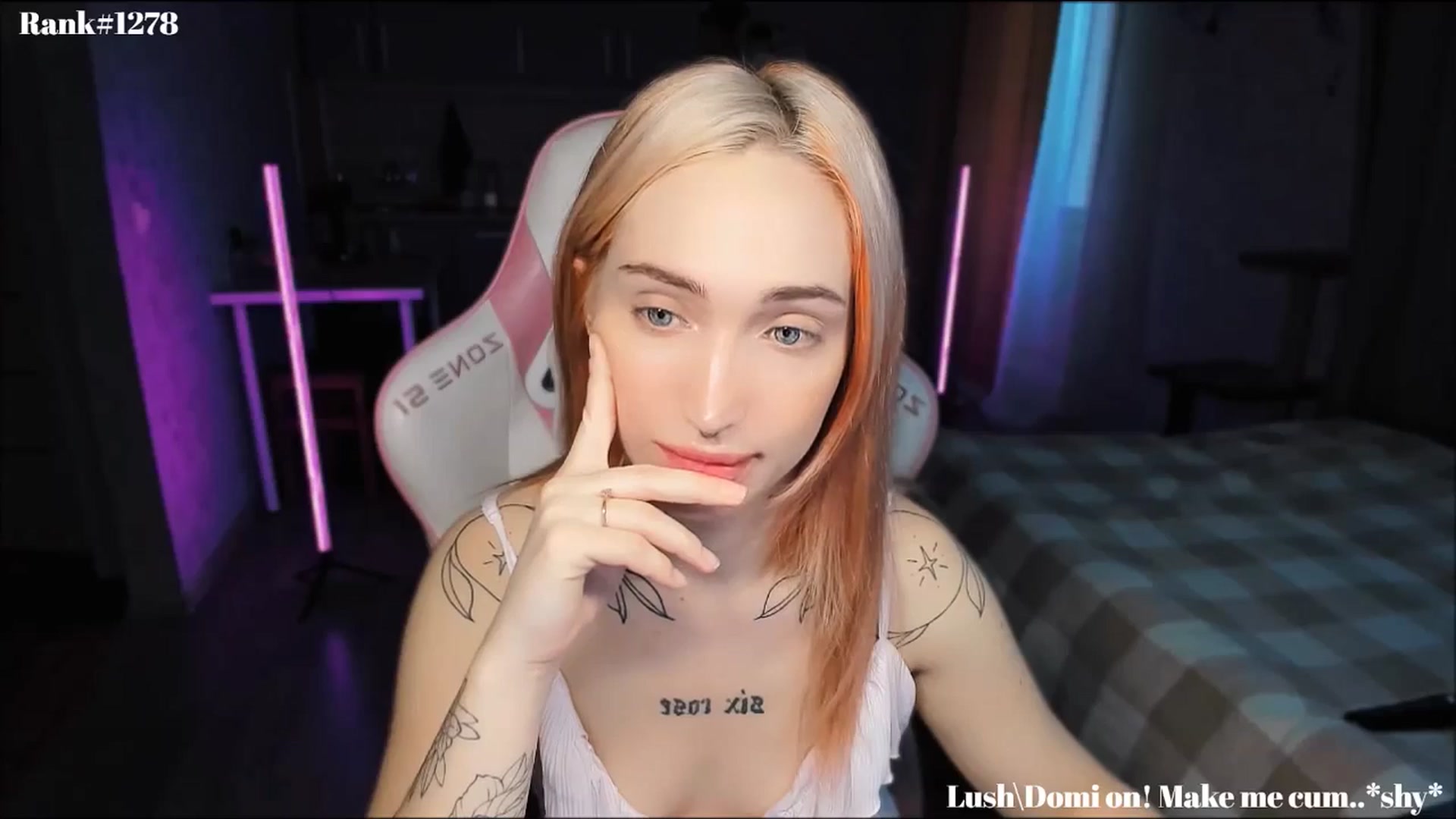 Gallery image thumbnail from Sunny_xoxo's myfreecams stream on, 11/22/2024, 03:37 image 2 of 20