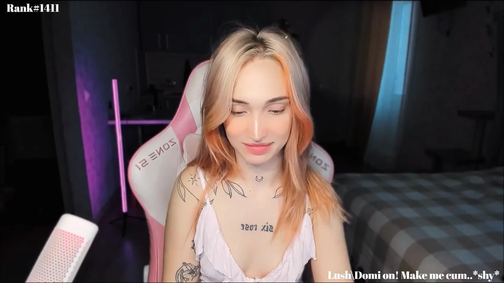 Gallery image thumbnail from Sunny_xoxo's myfreecams stream on, 11/26/2024, 03:27 image 11 of 20