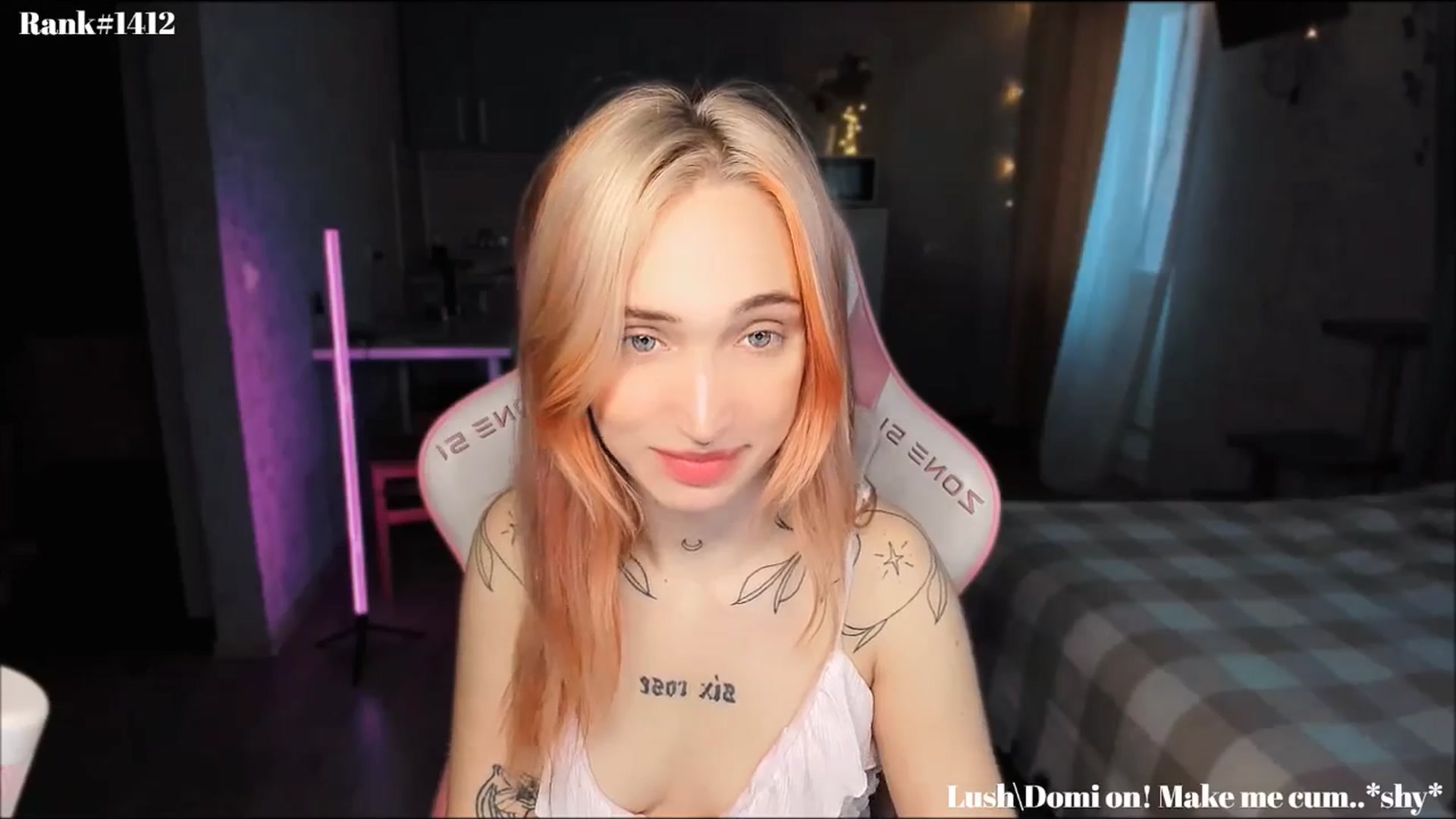 Gallery image thumbnail from Sunny_xoxo's myfreecams stream on, 11/26/2024, 03:27 image 12 of 20