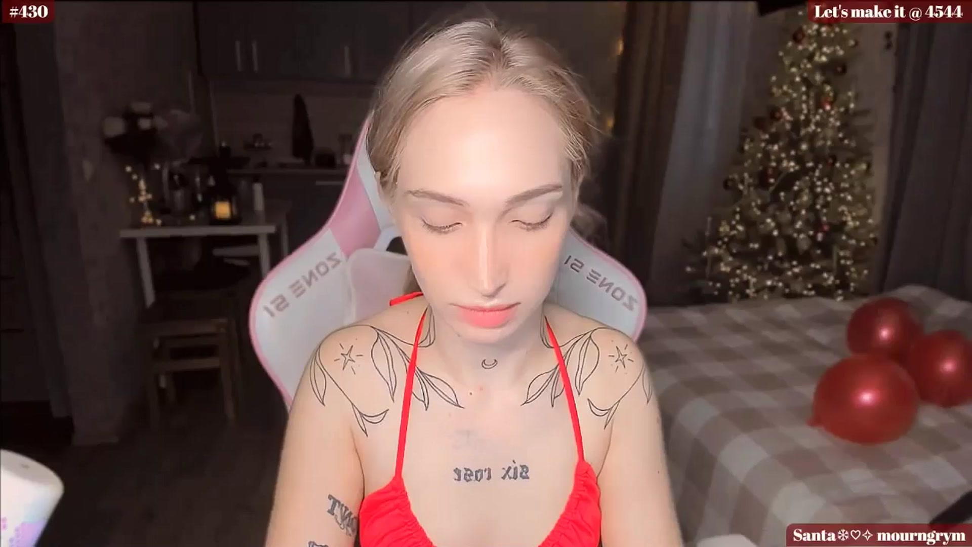 Gallery image thumbnail from Sunny_xoxo's myfreecams stream on, 12/25/2024, 02:52 image 8 of 20
