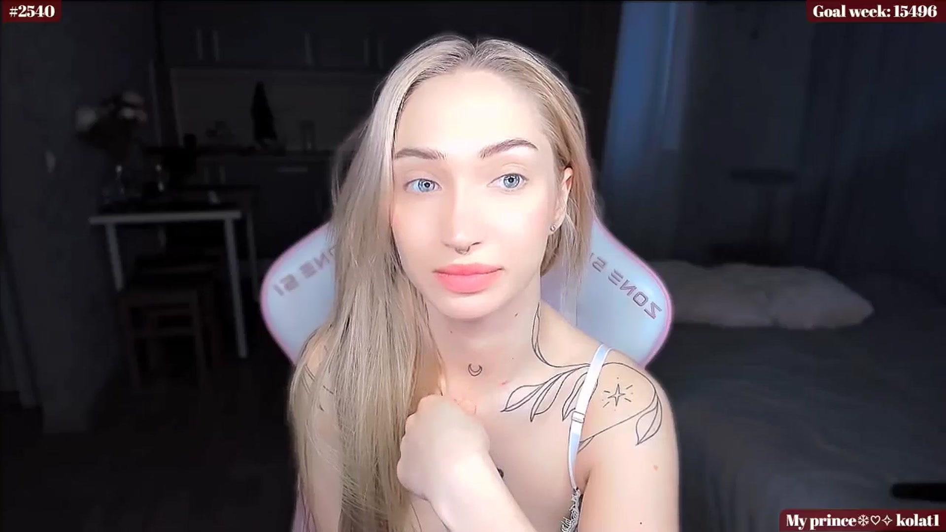 Gallery image thumbnail from Sunny_xoxo's myfreecams stream on, 01/14/2025, 03:20 image 9 of 20