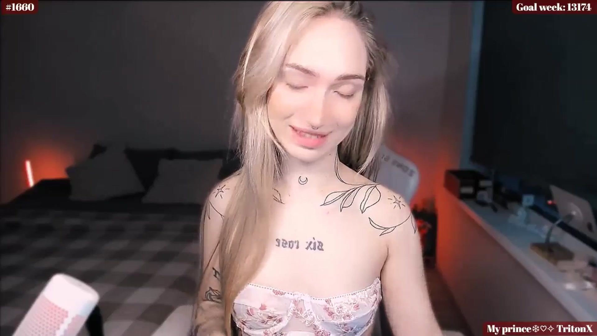 Gallery image thumbnail from Sunny_xoxo's myfreecams stream on, 01/21/2025, 03:10 image 11 of 20