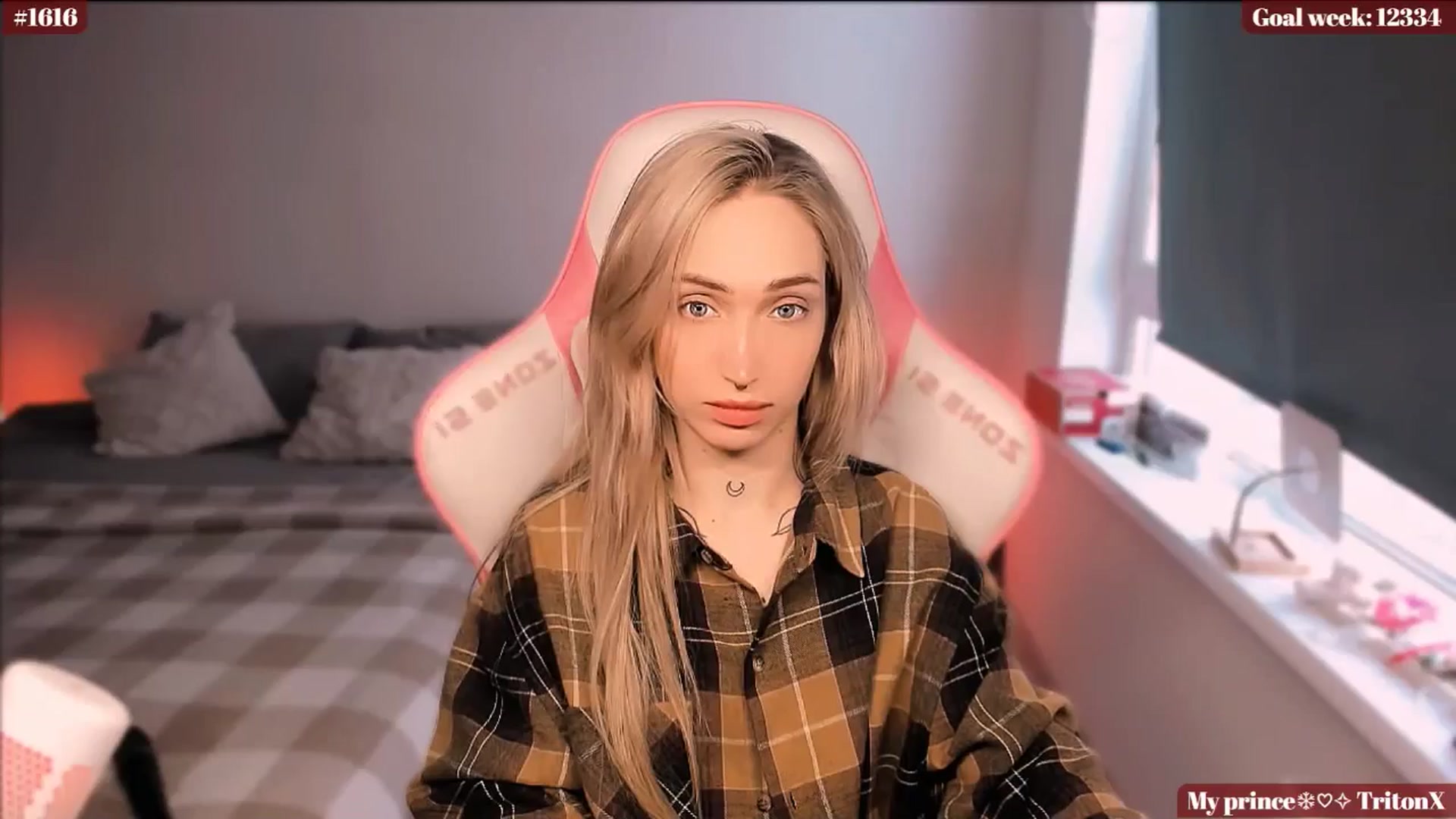Gallery image thumbnail from Sunny_xoxo's myfreecams stream on, 01/21/2025, 04:50 image 11 of 20