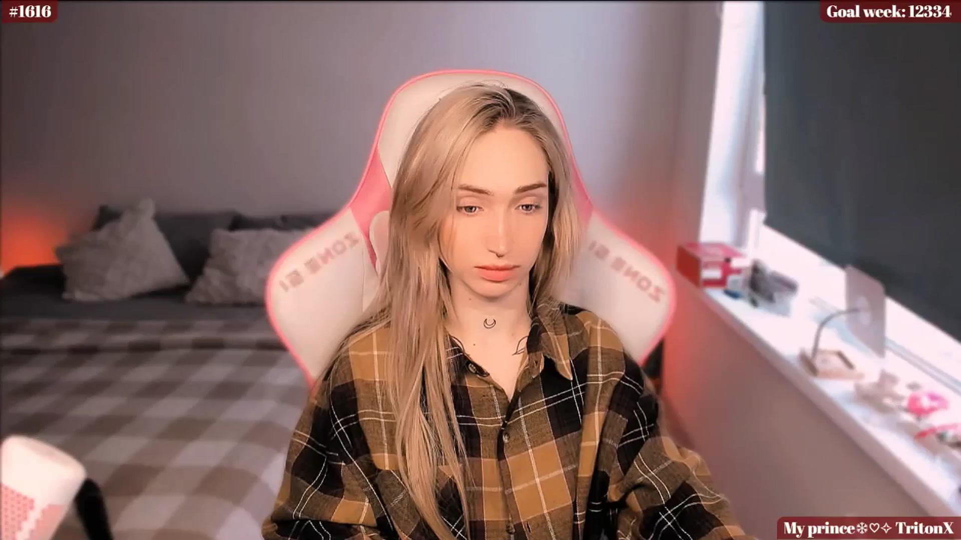 Gallery image thumbnail from Sunny_xoxo's myfreecams stream on, 01/21/2025, 04:50 image 9 of 20