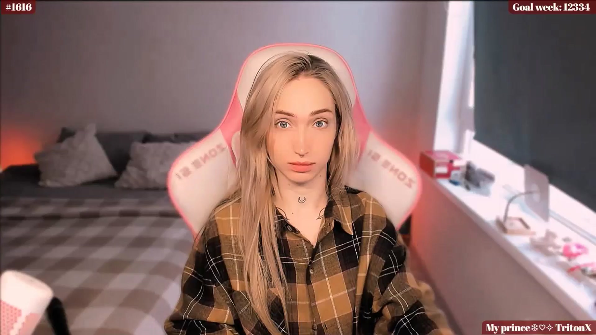 Gallery image thumbnail from Sunny_xoxo's myfreecams stream on, 01/21/2025, 04:50 image 10 of 20