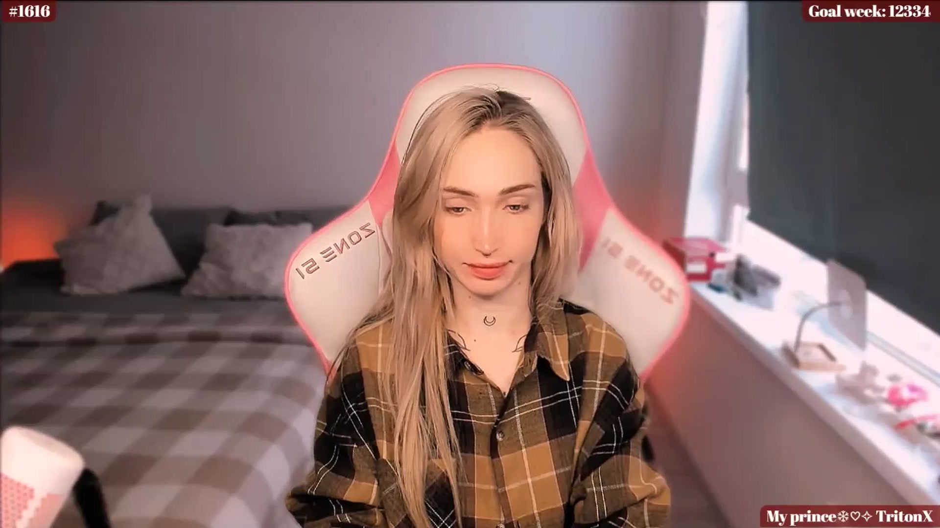 Gallery image thumbnail from Sunny_xoxo's myfreecams stream on, 01/21/2025, 04:50 image 13 of 20