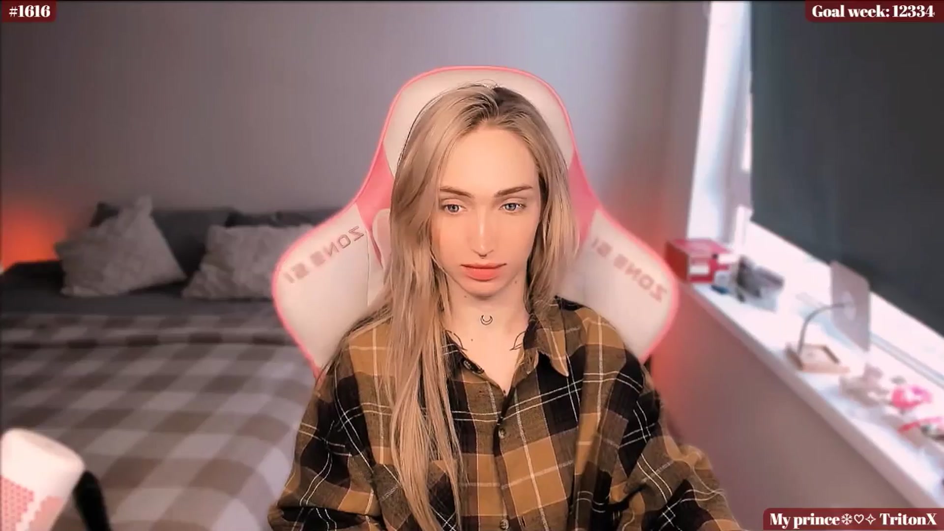 Gallery image thumbnail from Sunny_xoxo's myfreecams stream on, 01/21/2025, 04:50 image 12 of 20