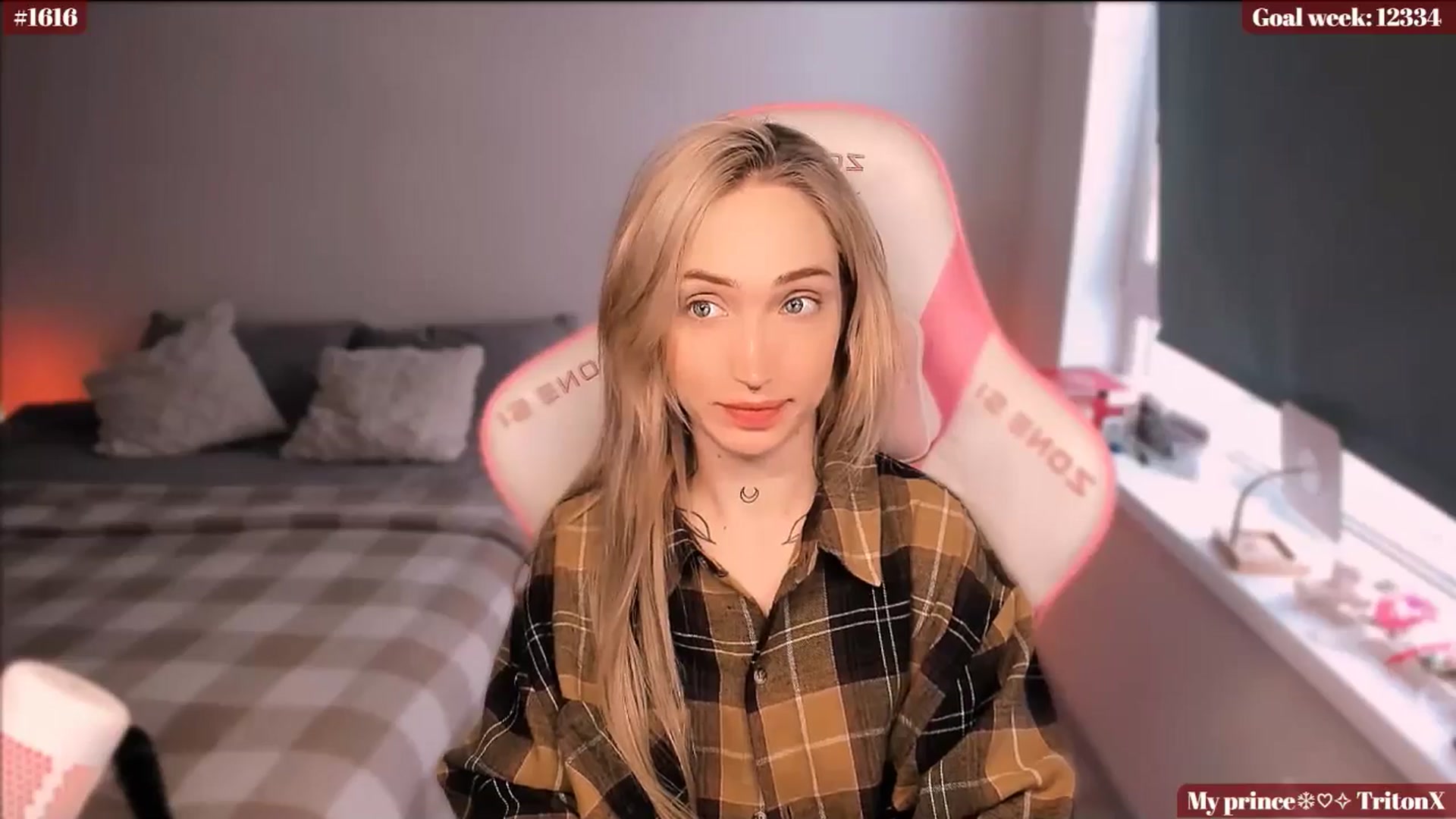 Gallery image thumbnail from Sunny_xoxo's myfreecams stream on, 01/21/2025, 04:50 image 3 of 20