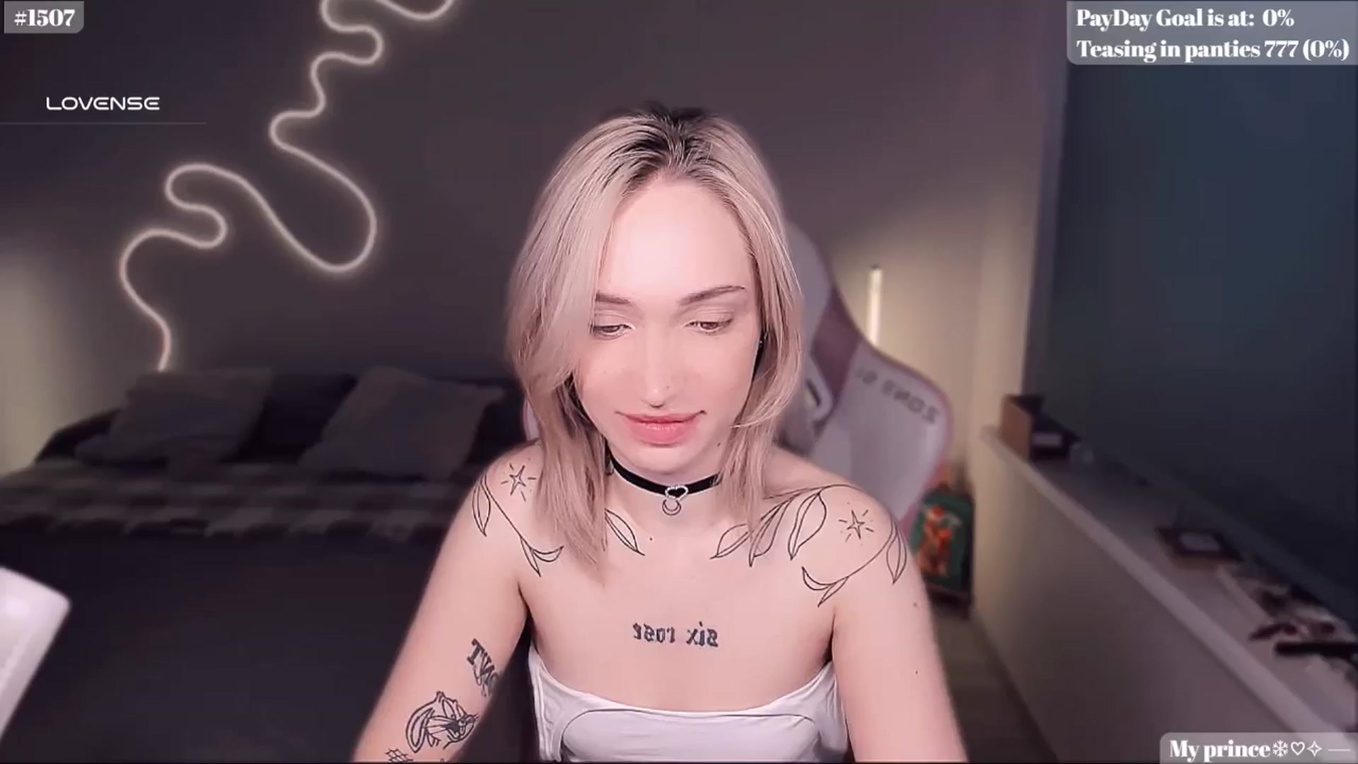 Gallery image thumbnail from Sunny_xoxo's myfreecams stream on, 01/27/2025, 02:27 image 3 of 20