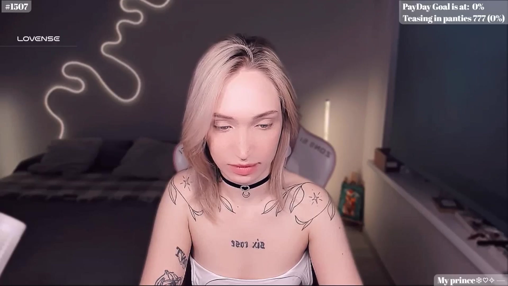 Gallery image thumbnail from Sunny_xoxo's myfreecams stream on, 01/27/2025, 02:27 image 6 of 20