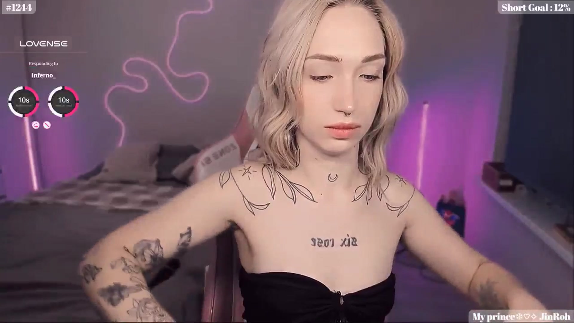 Gallery image thumbnail from Sunny_xoxo's myfreecams stream on, 01/28/2025, 02:19 image 13 of 20