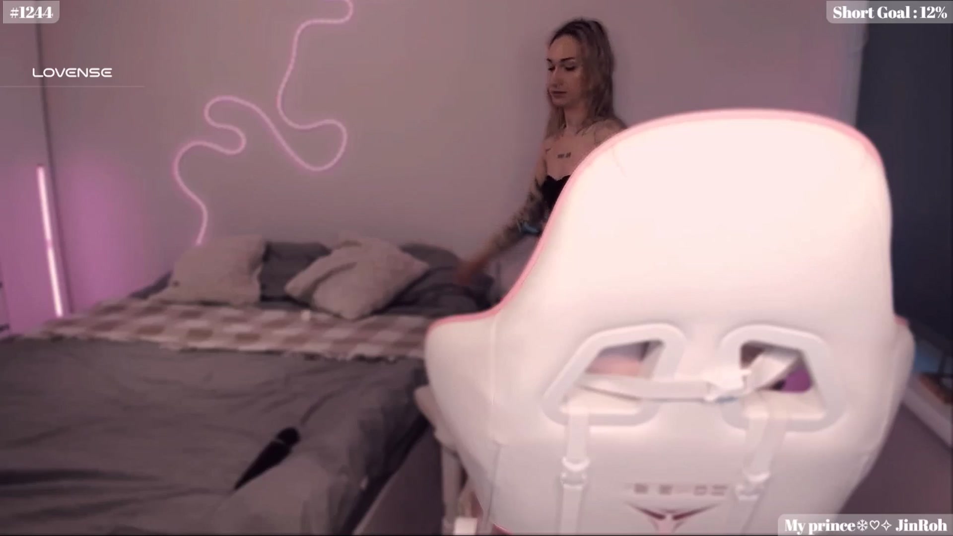 Gallery image thumbnail from Sunny_xoxo's myfreecams stream on, 01/28/2025, 02:19 image 19 of 20