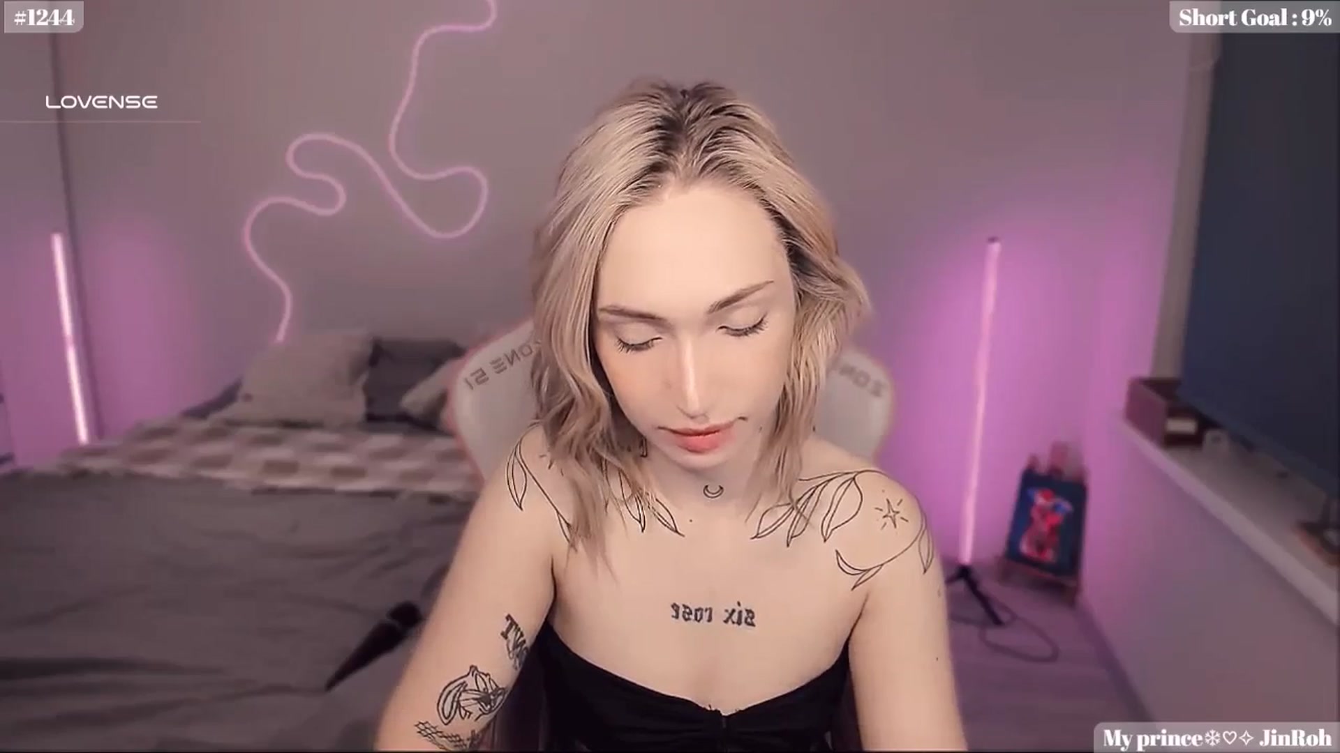 Gallery image thumbnail from Sunny_xoxo's myfreecams stream on, 01/28/2025, 02:19 image 11 of 20