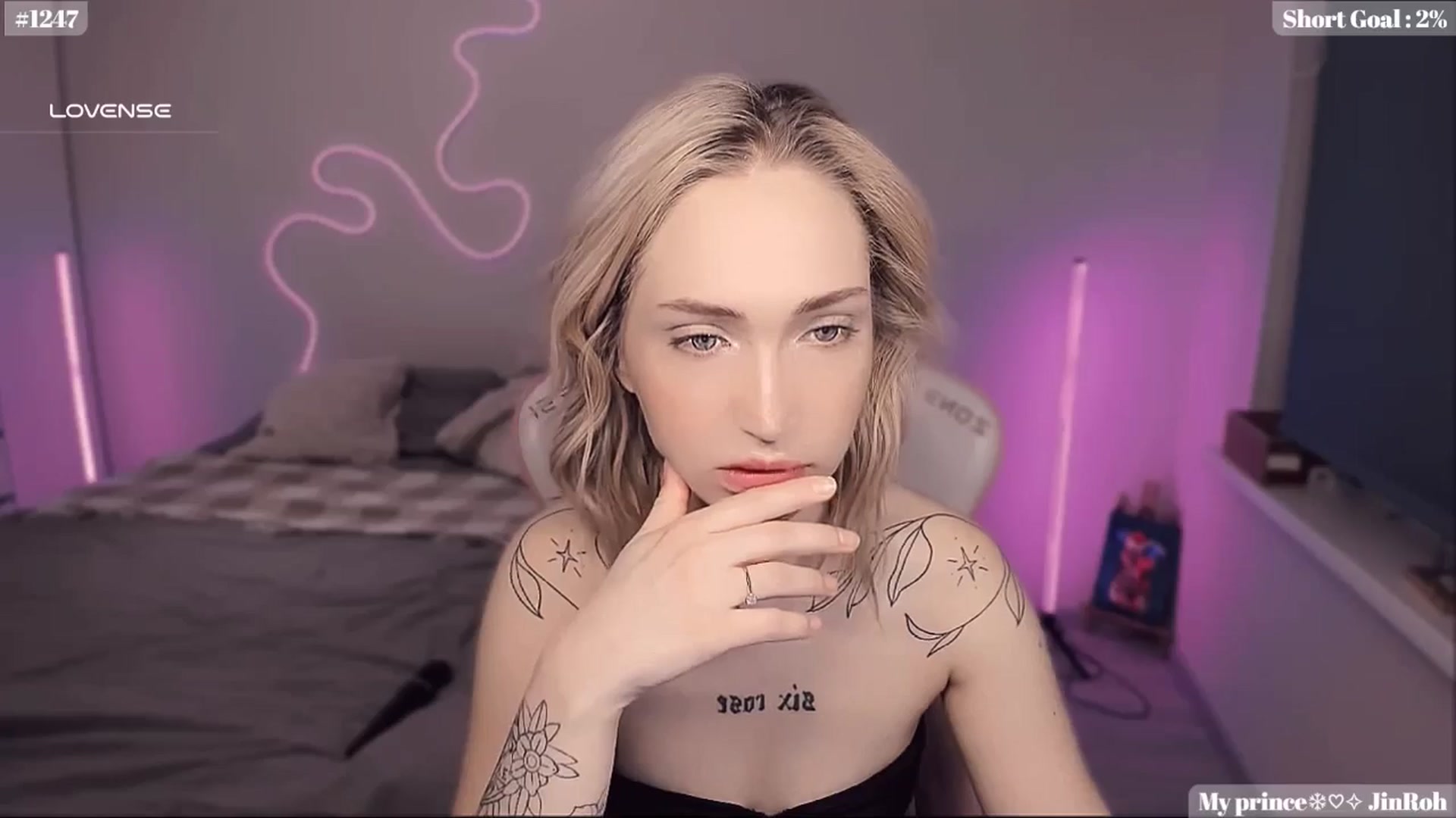 Gallery image thumbnail from Sunny_xoxo's myfreecams stream on, 01/28/2025, 02:19 image 2 of 20