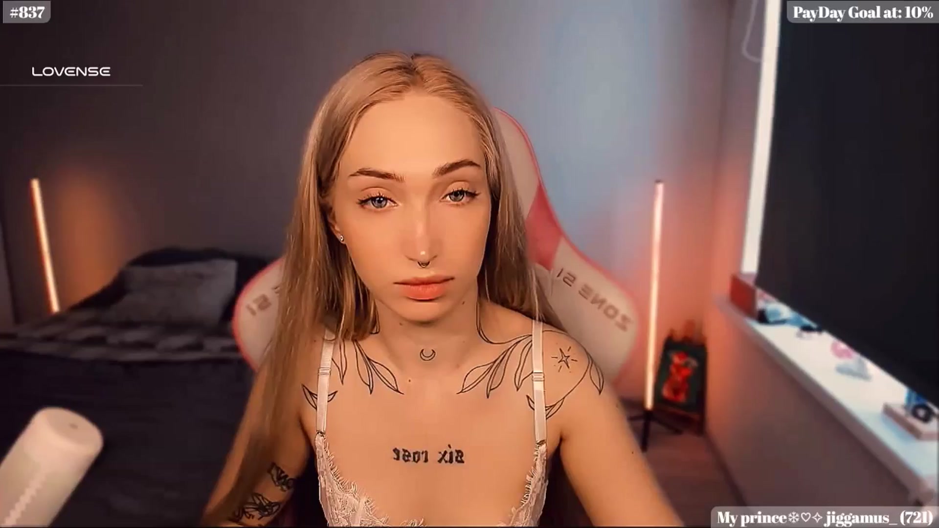 Gallery image thumbnail from Sunny_xoxo's myfreecams stream on, 02/05/2025, 04:44 image 11 of 20