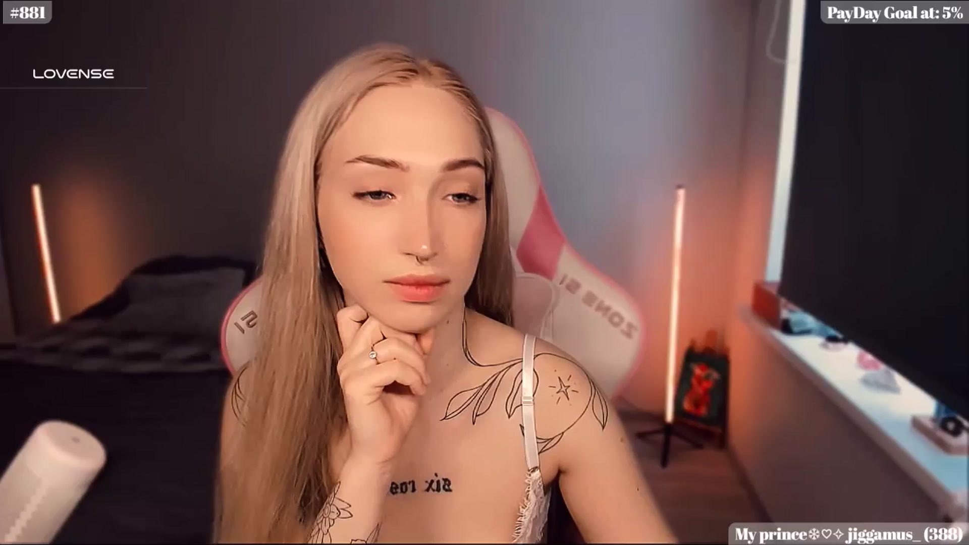 Gallery image thumbnail from Sunny_xoxo's myfreecams stream on, 02/05/2025, 04:44 image 7 of 20