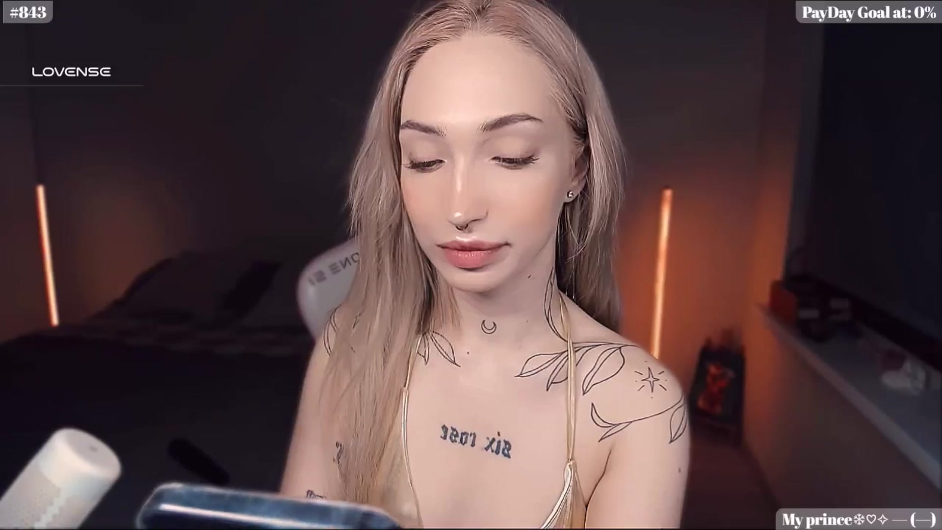 Gallery image thumbnail from Sunny_xoxo's myfreecams stream on, 02/06/2025, 03:27 image 3 of 20