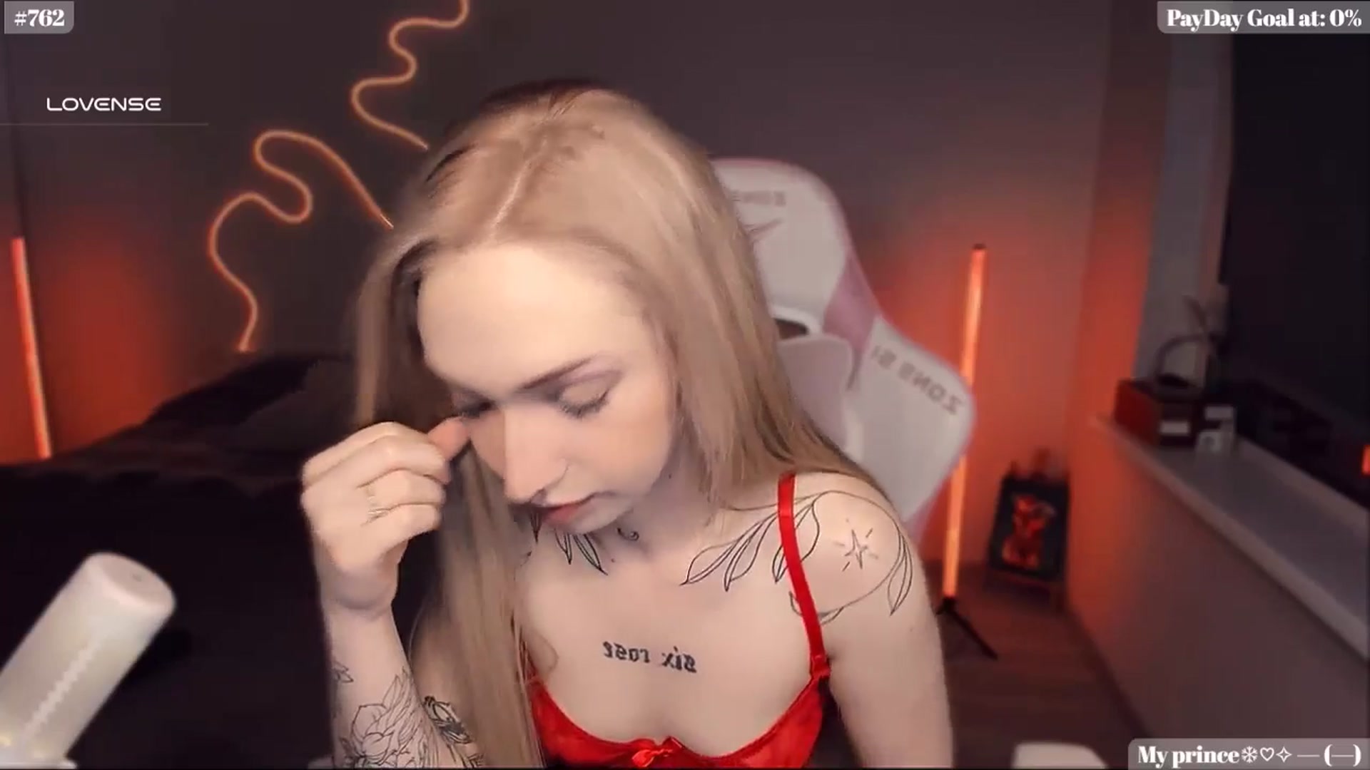 Gallery image thumbnail from Sunny_xoxo's myfreecams stream on, 02/07/2025, 02:41 image 3 of 20
