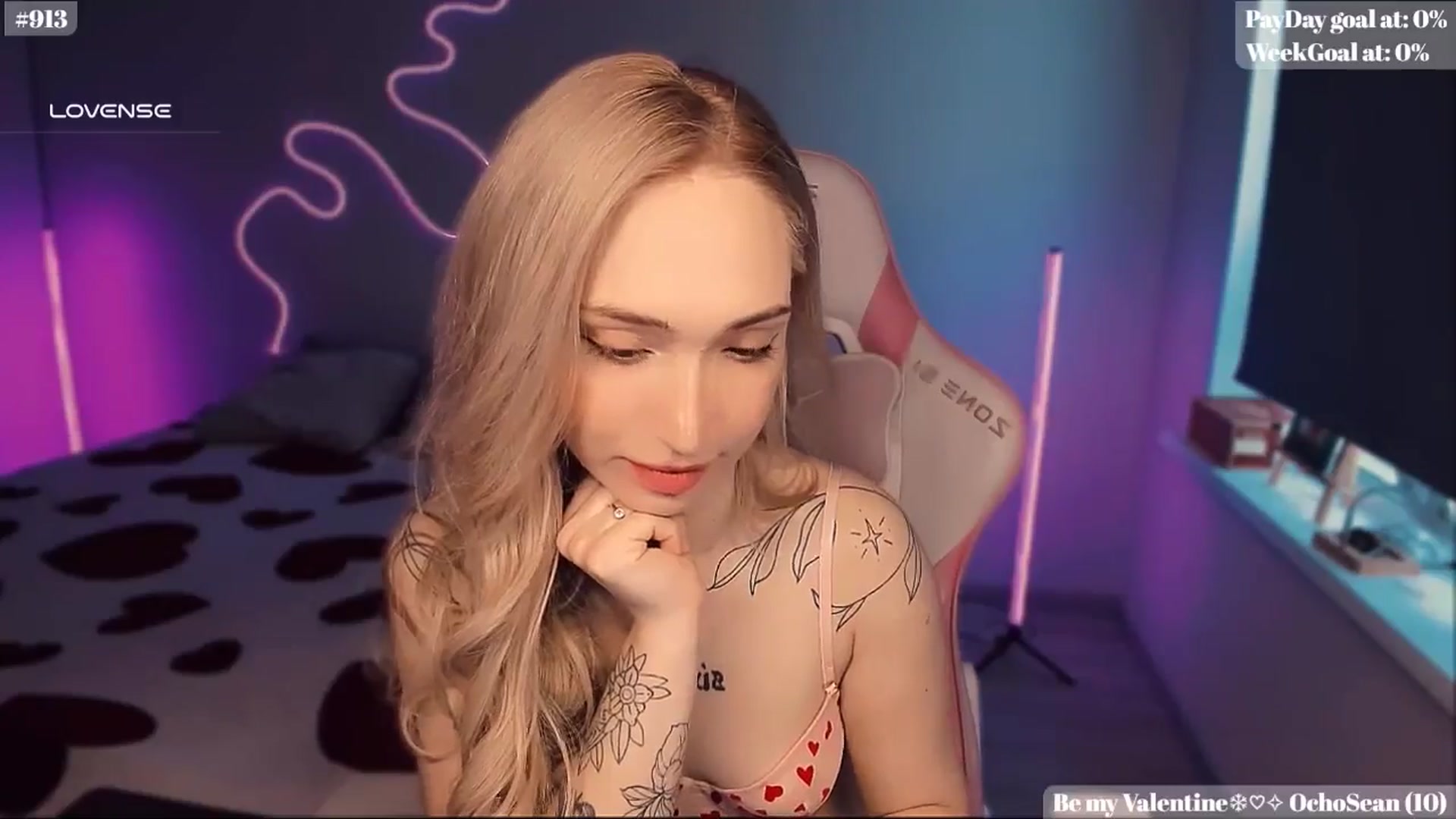 Gallery image thumbnail from Sunny_xoxo's myfreecams stream on, 02/10/2025, 03:10 image 14 of 20