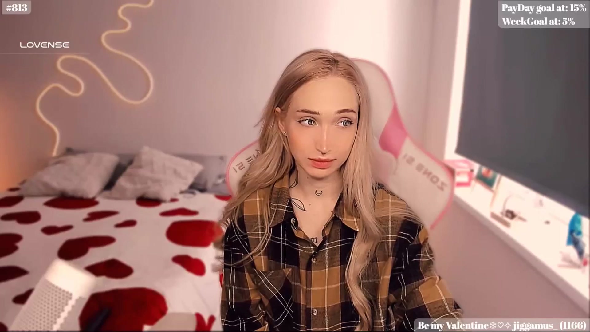 Gallery image thumbnail from Sunny_xoxo's myfreecams stream on, 02/10/2025, 05:11 image 9 of 20