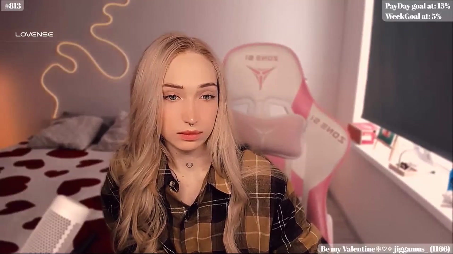 Gallery image thumbnail from Sunny_xoxo's myfreecams stream on, 02/10/2025, 05:11 image 6 of 20