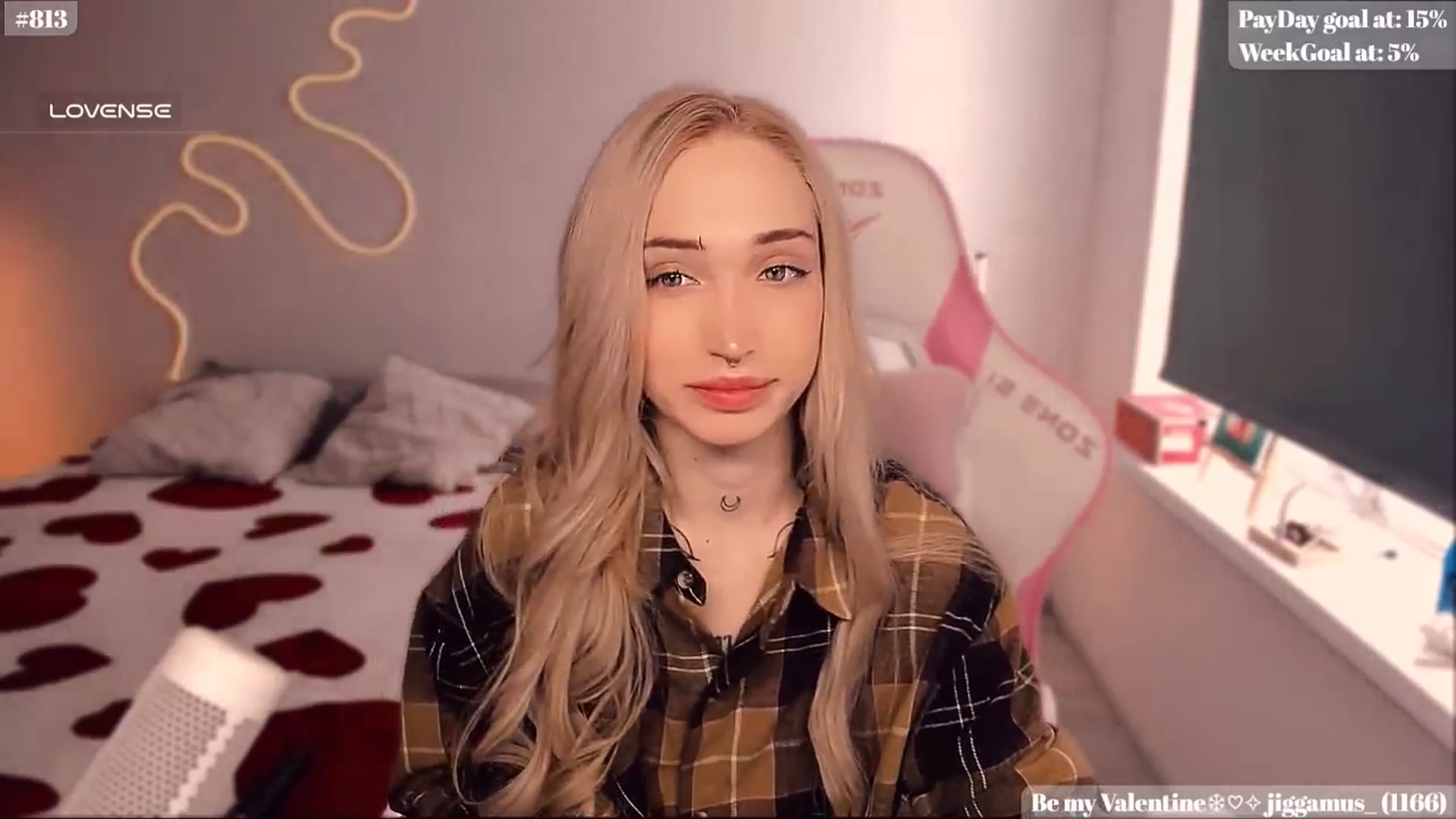 Gallery image thumbnail from Sunny_xoxo's myfreecams stream on, 02/10/2025, 05:11 image 8 of 20