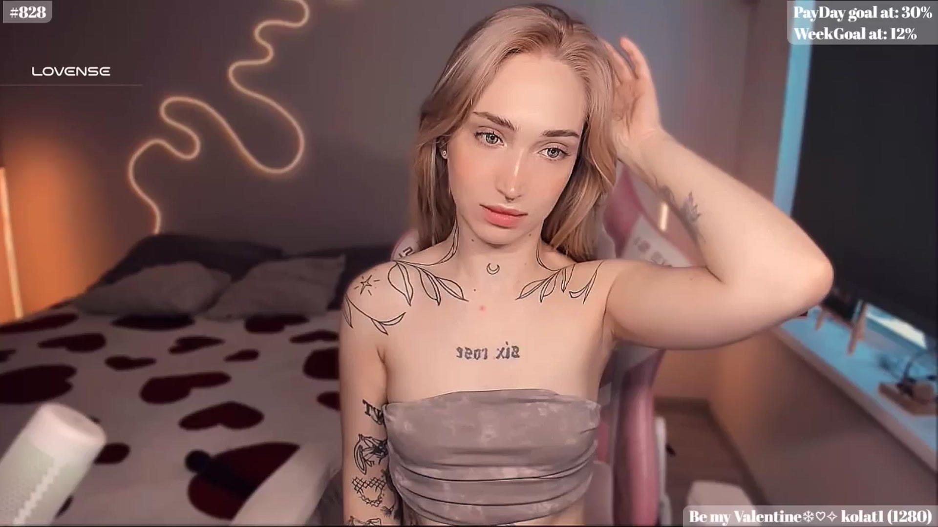 Gallery image thumbnail from Sunny_xoxo's myfreecams stream on, 02/11/2025, 03:40 image 10 of 20