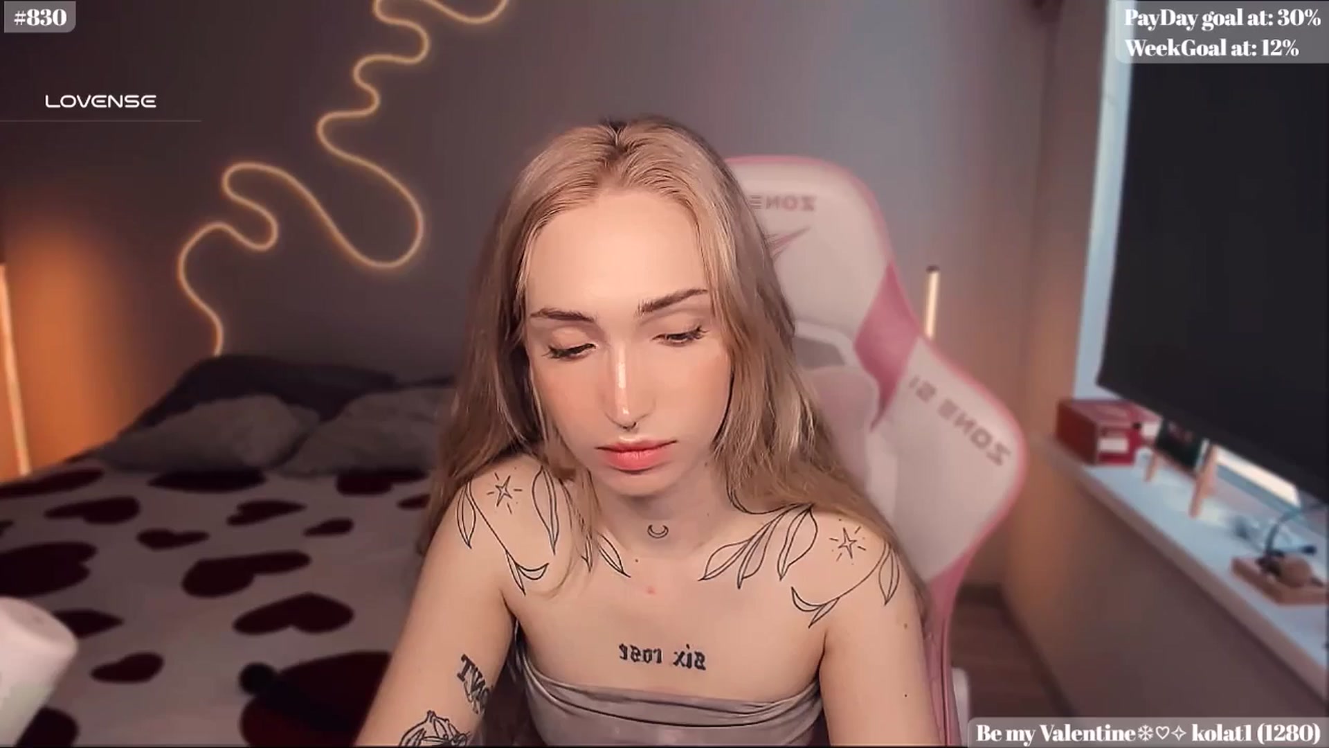 Gallery image thumbnail from Sunny_xoxo's myfreecams stream on, 02/11/2025, 03:40 image 16 of 20