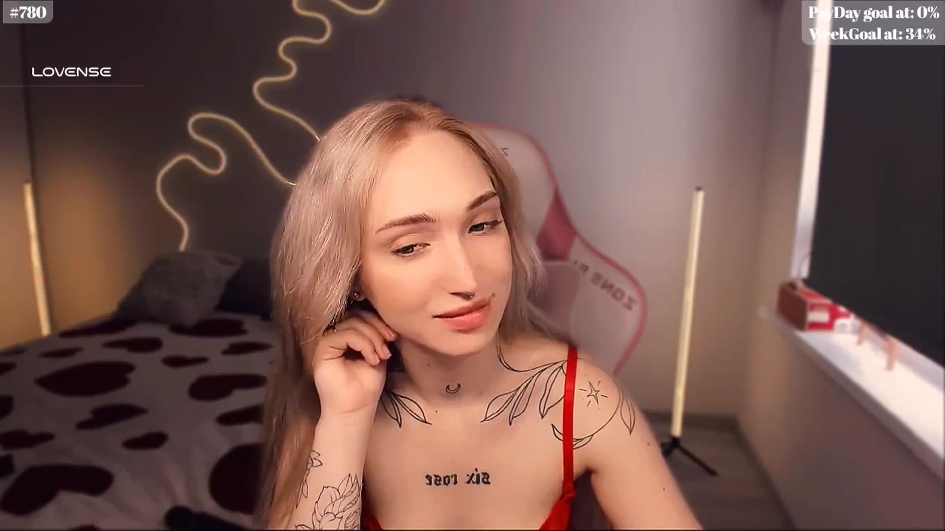 Gallery image thumbnail from Sunny_xoxo's myfreecams stream on, 02/13/2025, 07:33 image 2 of 20