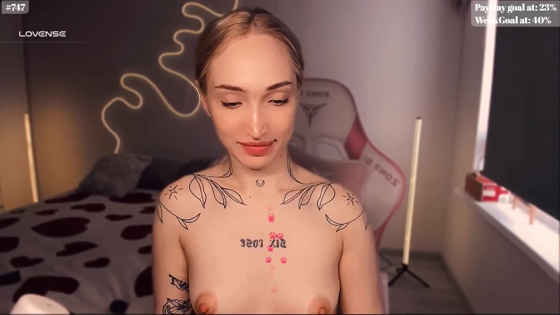 Gallery image thumbnail from Sunny_xoxo's myfreecams stream on, 02/13/2025, 07:33 image 9 of 20