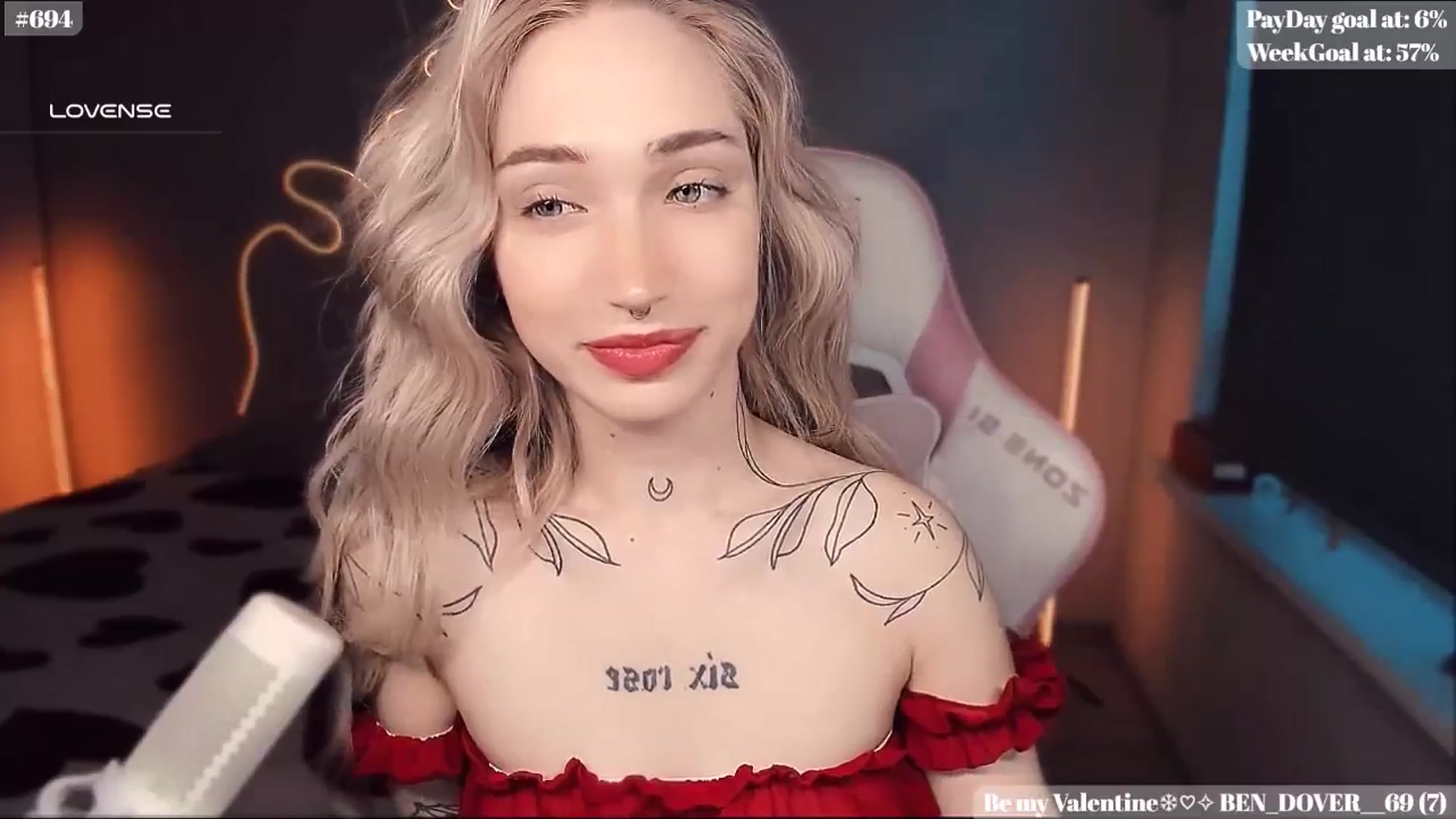 Gallery image thumbnail from Sunny_xoxo's myfreecams stream on, 02/14/2025, 03:06 image 6 of 20