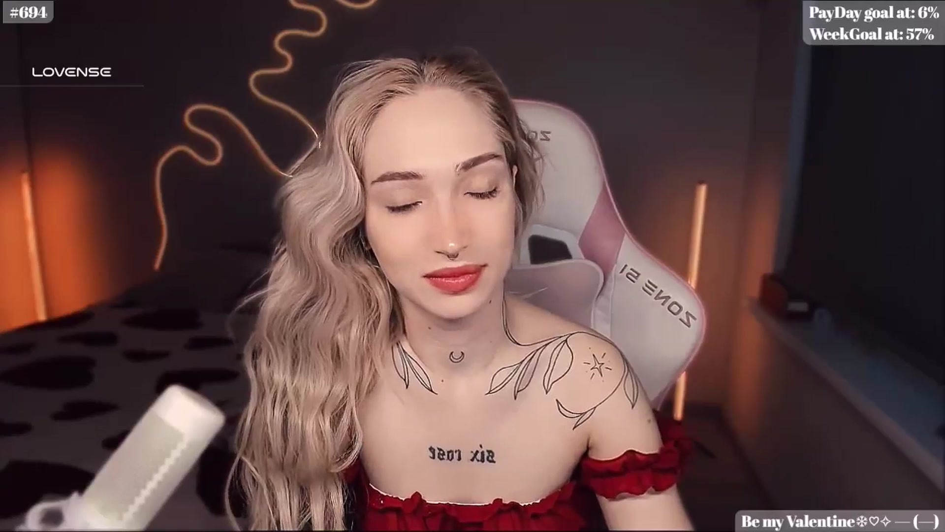 Gallery image thumbnail from Sunny_xoxo's myfreecams stream on, 02/14/2025, 03:06 image 2 of 20