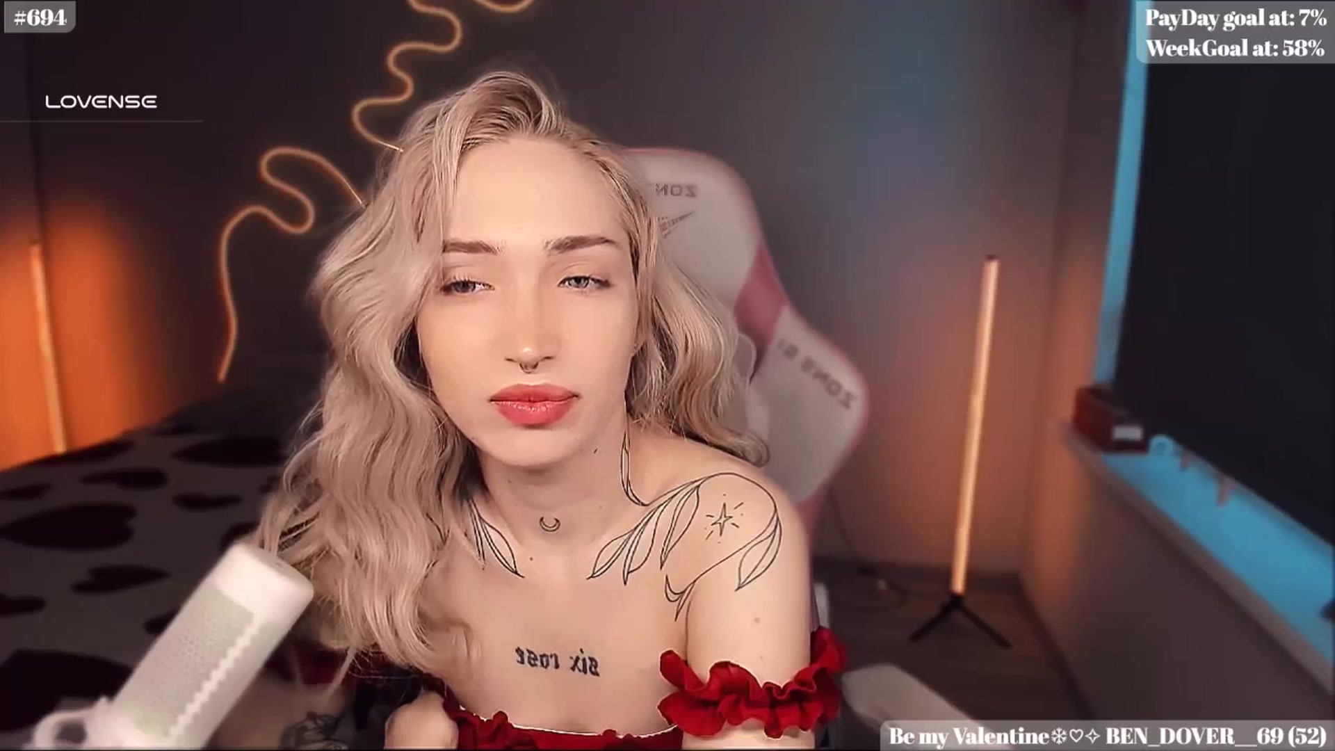 Gallery image thumbnail from Sunny_xoxo's myfreecams stream on, 02/14/2025, 03:06 image 9 of 20