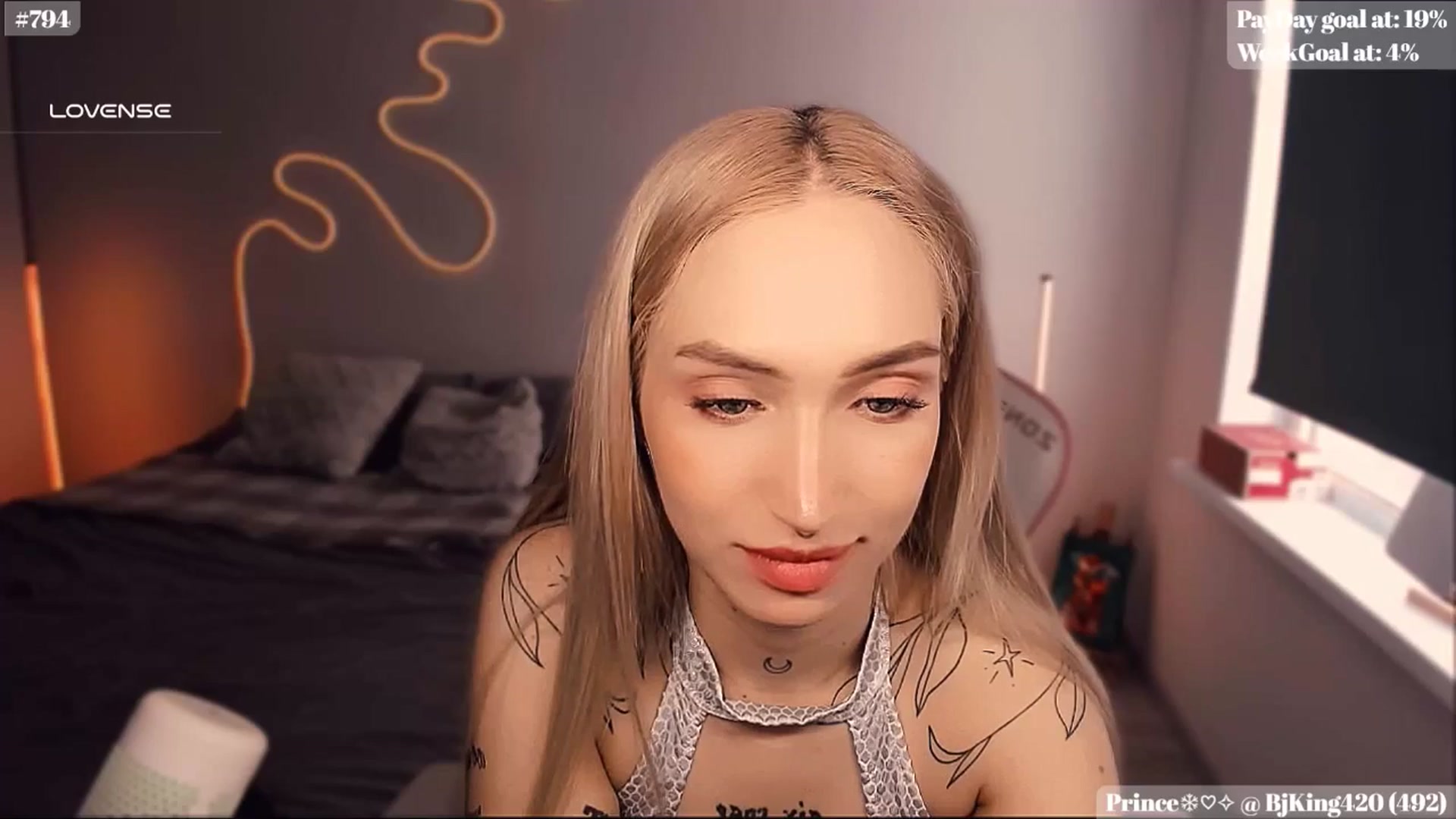 Gallery image thumbnail from Sunny_xoxo's myfreecams stream on, 02/17/2025, 04:25 image 18 of 20
