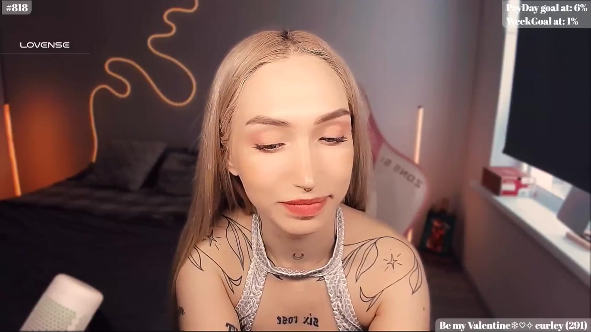 Gallery image thumbnail from Sunny_xoxo's myfreecams stream on, 02/17/2025, 04:25 image 6 of 20