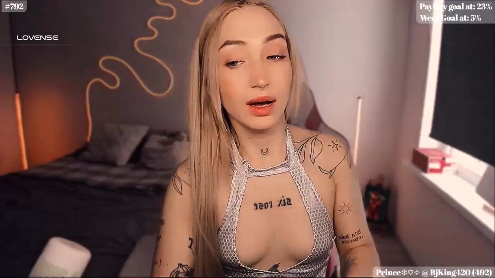 Gallery image thumbnail from Sunny_xoxo's myfreecams stream on, 02/17/2025, 05:21 image 8 of 20
