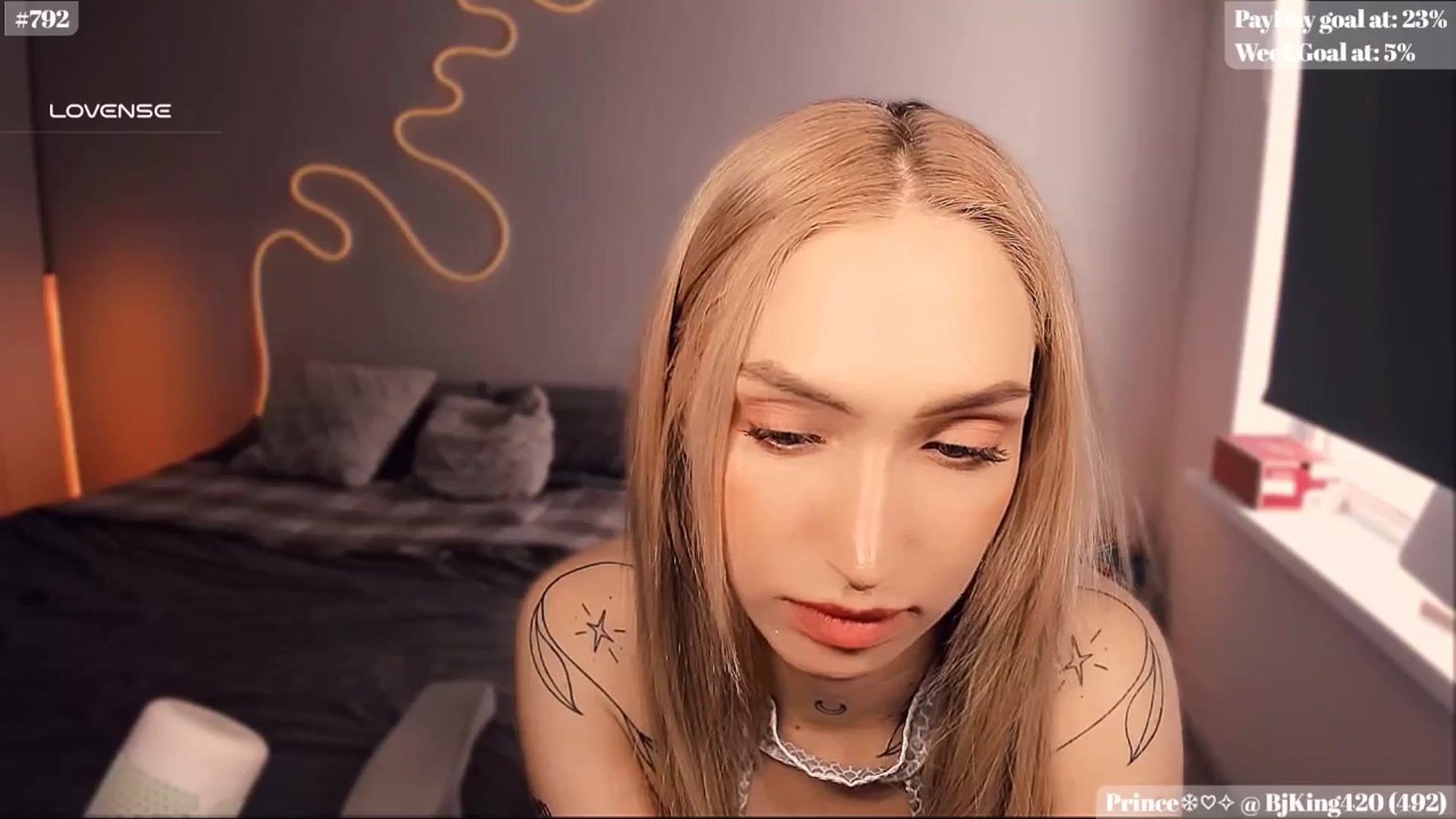 Gallery image thumbnail from Sunny_xoxo's myfreecams stream on, 02/17/2025, 05:21 image 7 of 20