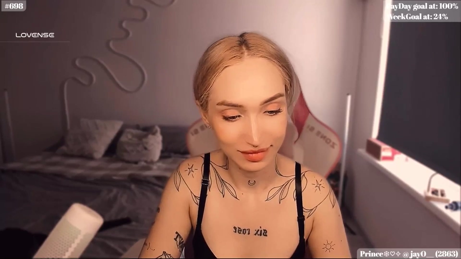 Gallery image thumbnail from Sunny_xoxo's myfreecams stream on, 02/17/2025, 06:40 image 13 of 20