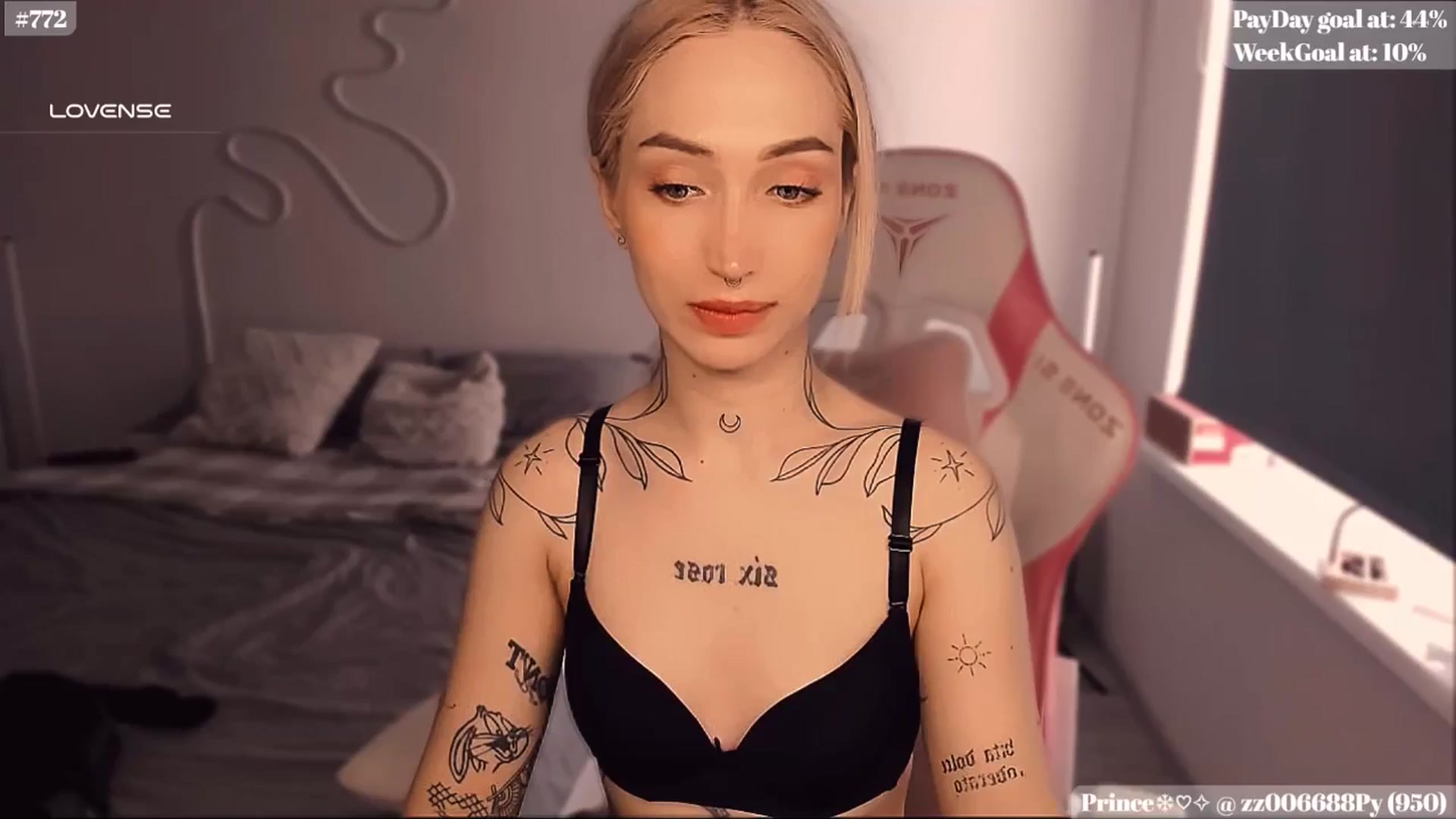 Gallery image thumbnail from Sunny_xoxo's myfreecams stream on, 02/17/2025, 06:40 image 1 of 20