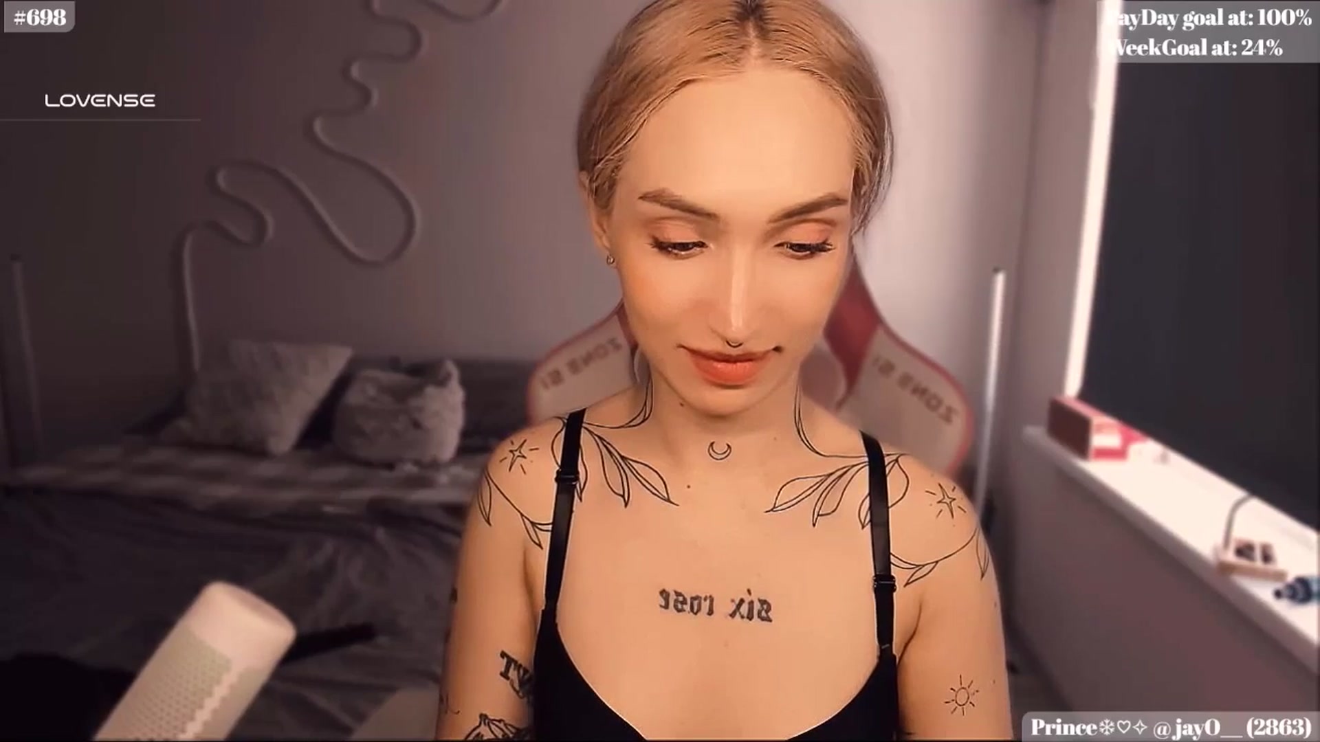 Gallery image thumbnail from Sunny_xoxo's myfreecams stream on, 02/17/2025, 06:40 image 12 of 20
