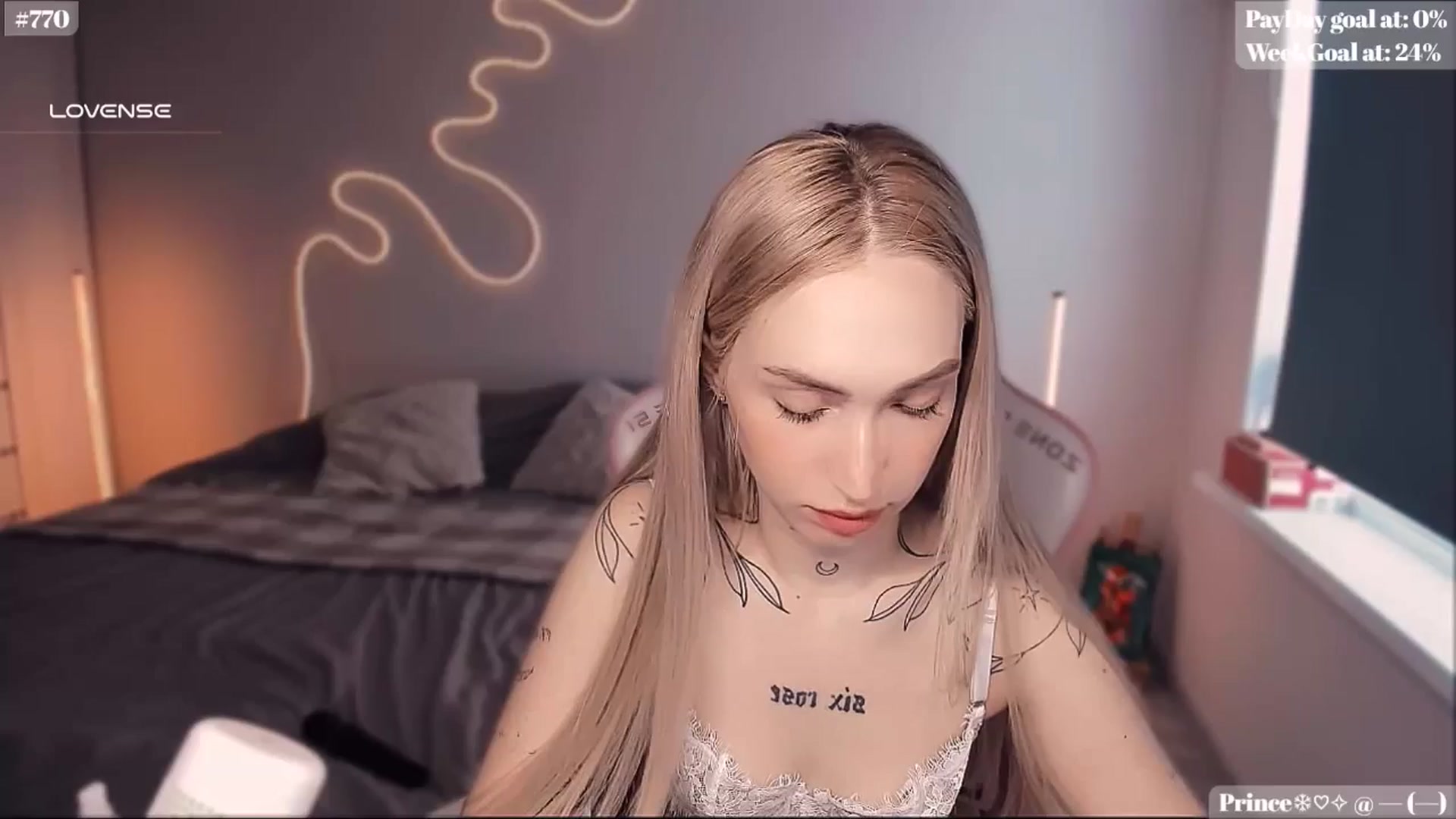 Gallery image thumbnail from Sunny_xoxo's myfreecams stream on, 02/19/2025, 03:00 image 1 of 20