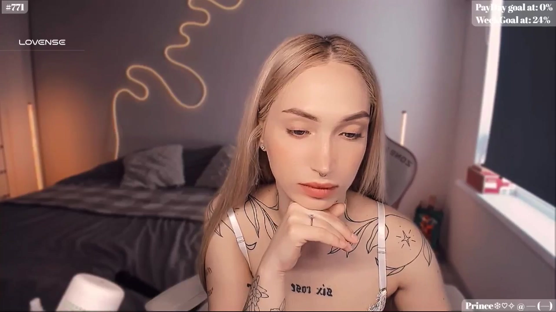 Gallery image thumbnail from Sunny_xoxo's myfreecams stream on, 02/19/2025, 03:00 image 15 of 20
