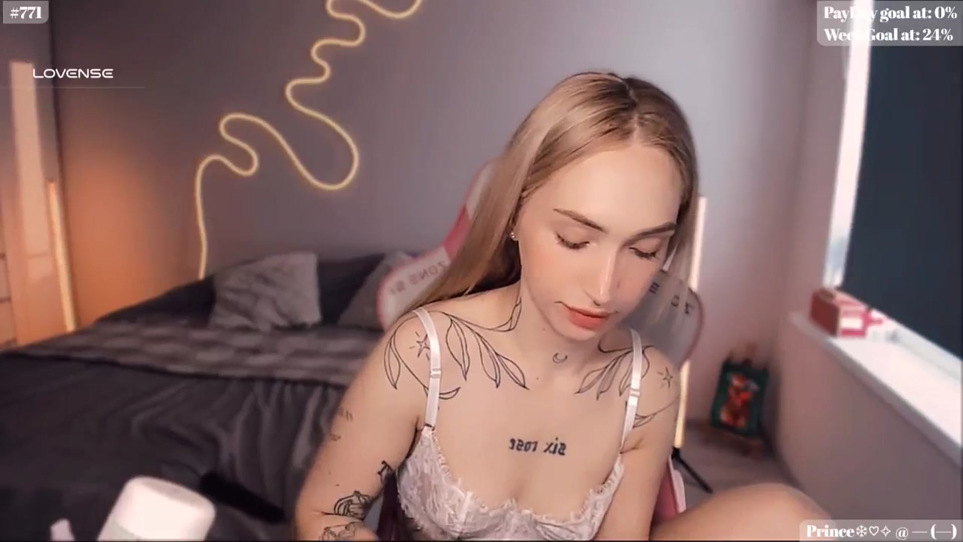 Gallery image thumbnail from Sunny_xoxo's myfreecams stream on, 02/19/2025, 03:00 image 11 of 20