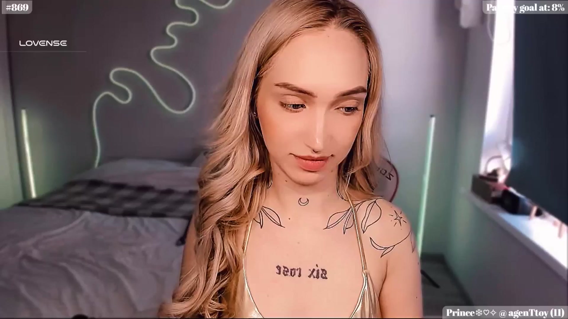 Gallery image thumbnail from Sunny_xoxo's myfreecams stream on, 02/25/2025, 04:44 image 15 of 20