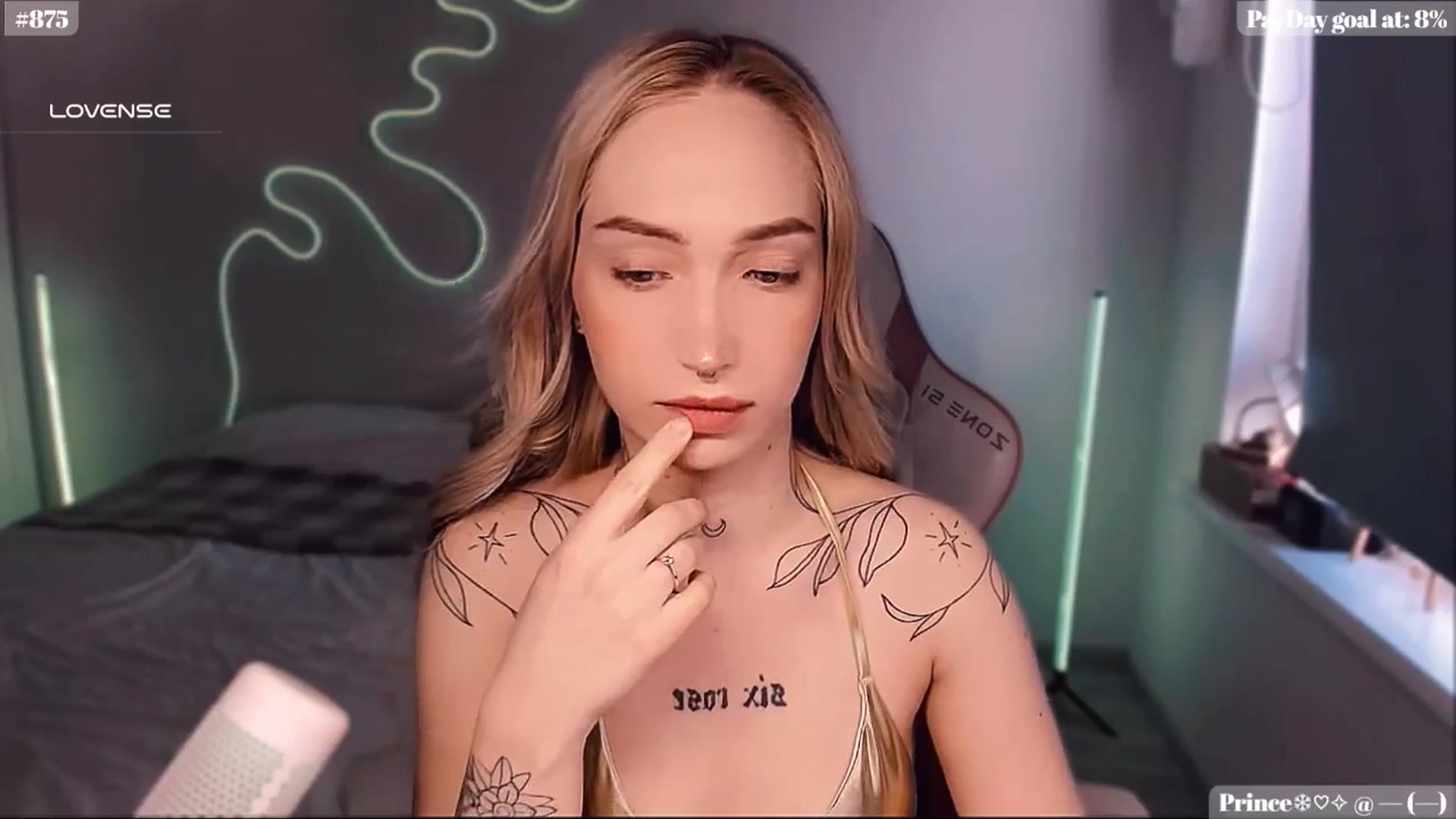 Gallery image thumbnail from Sunny_xoxo's myfreecams stream on, 02/25/2025, 04:44 image 2 of 20