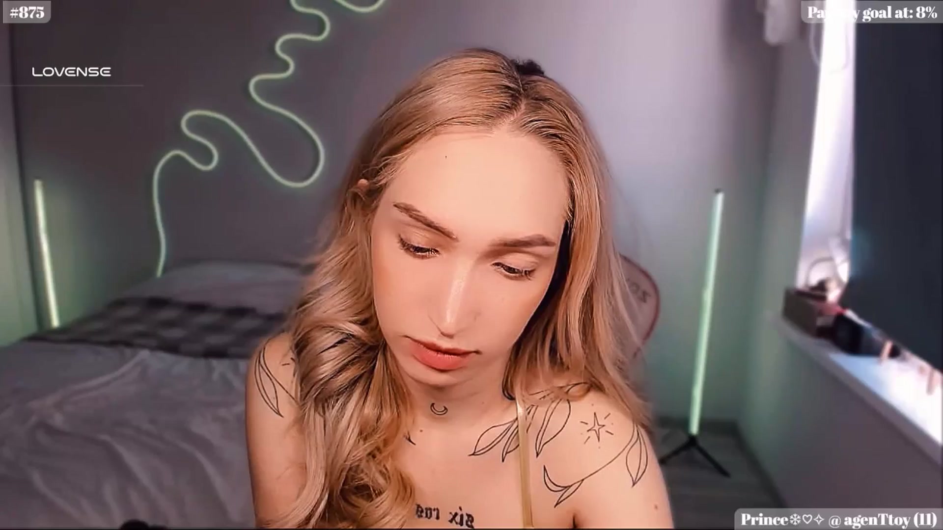 Gallery image thumbnail from Sunny_xoxo's myfreecams stream on, 02/25/2025, 04:44 image 11 of 20